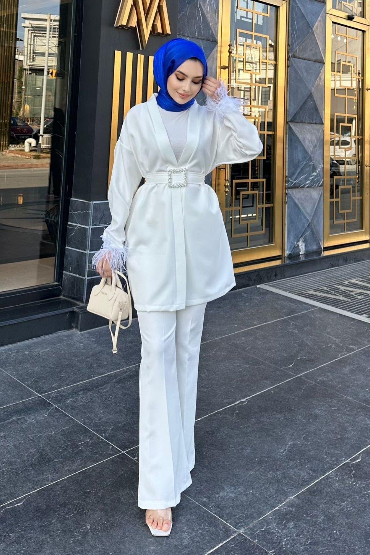 Tüylü Kimonolu Takım Beyaz, Fiyatları Tüylü Kimonolu Takım Beyaz – Haza Moda | Tesettür Giyim