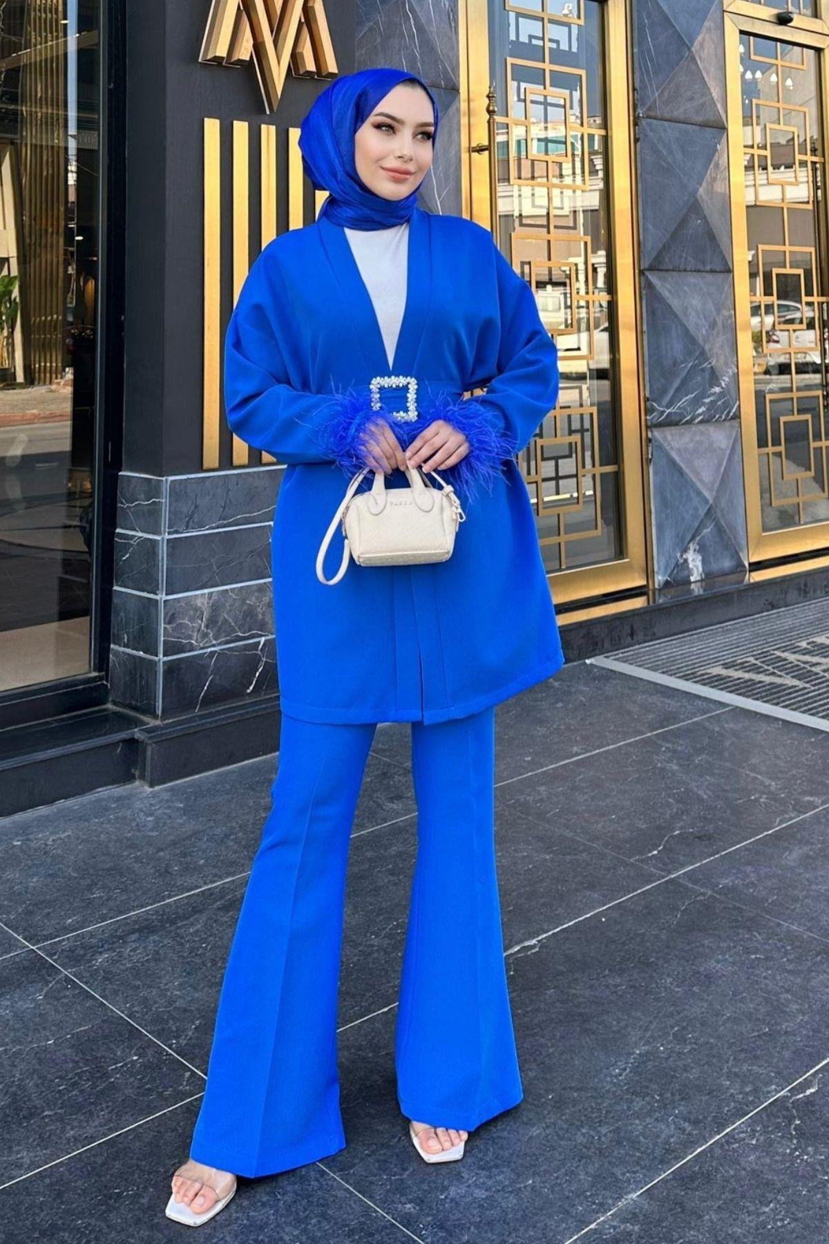 Tüylü Kimonolu Takım Saks, Fiyatları Tüylü Kimonolu Takım Saks – Haza Moda | Tesettür Giyim