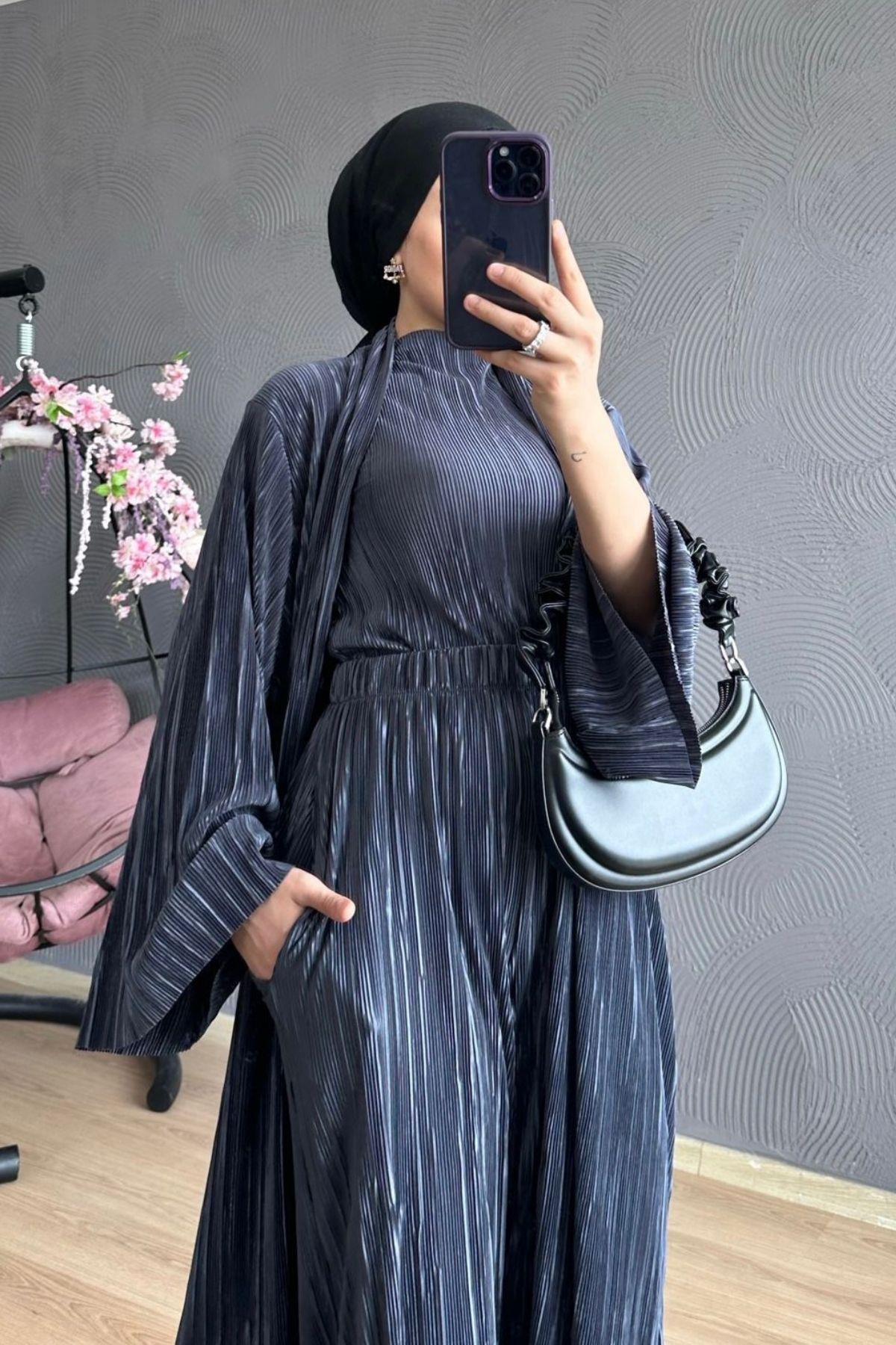 Üçlü Piliseli Takım Füme, Fiyatları Haza Moda | Tesettür Giyim | Üçlü Piliseli Takım Füme