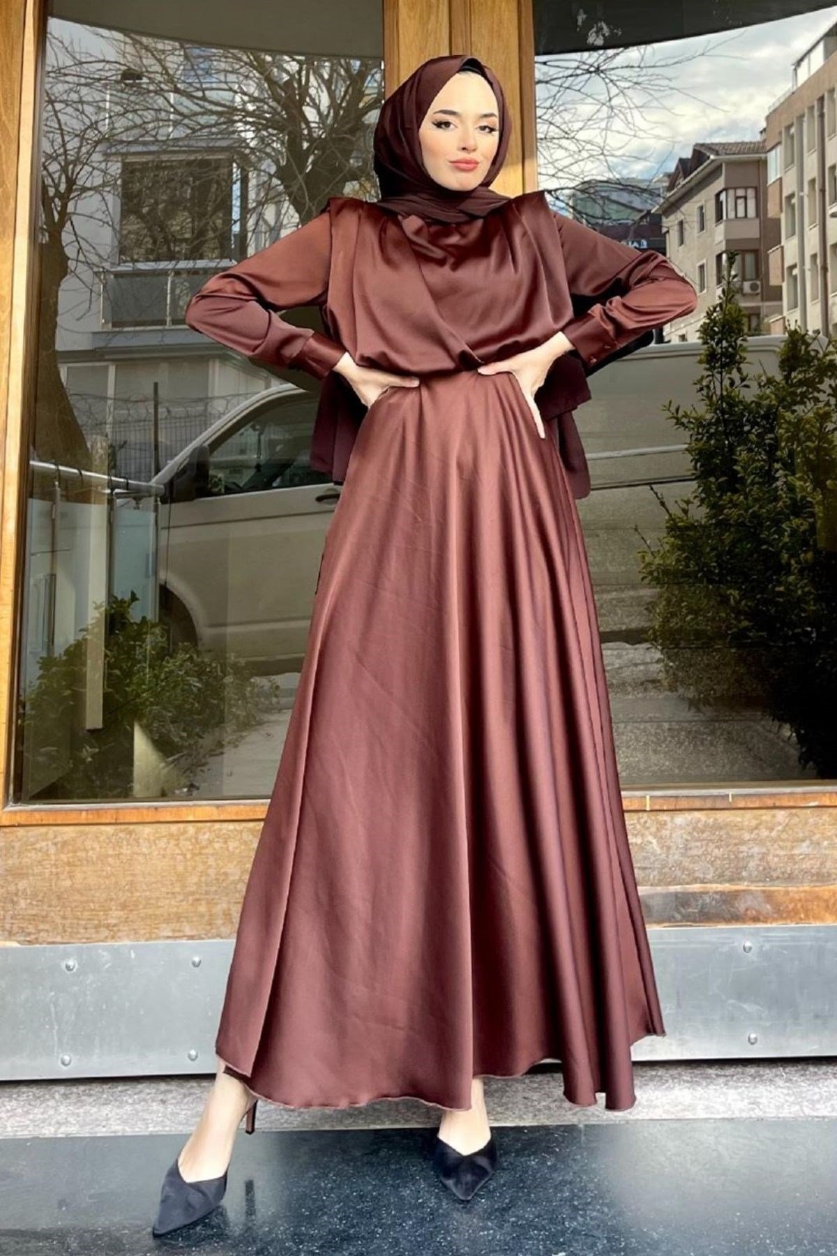 Vatkalı Saten Abiye KAHVE, Fiyatları Vatkalı Saten Abiye KAHVE– Haza Moda | Tesettür Giyim