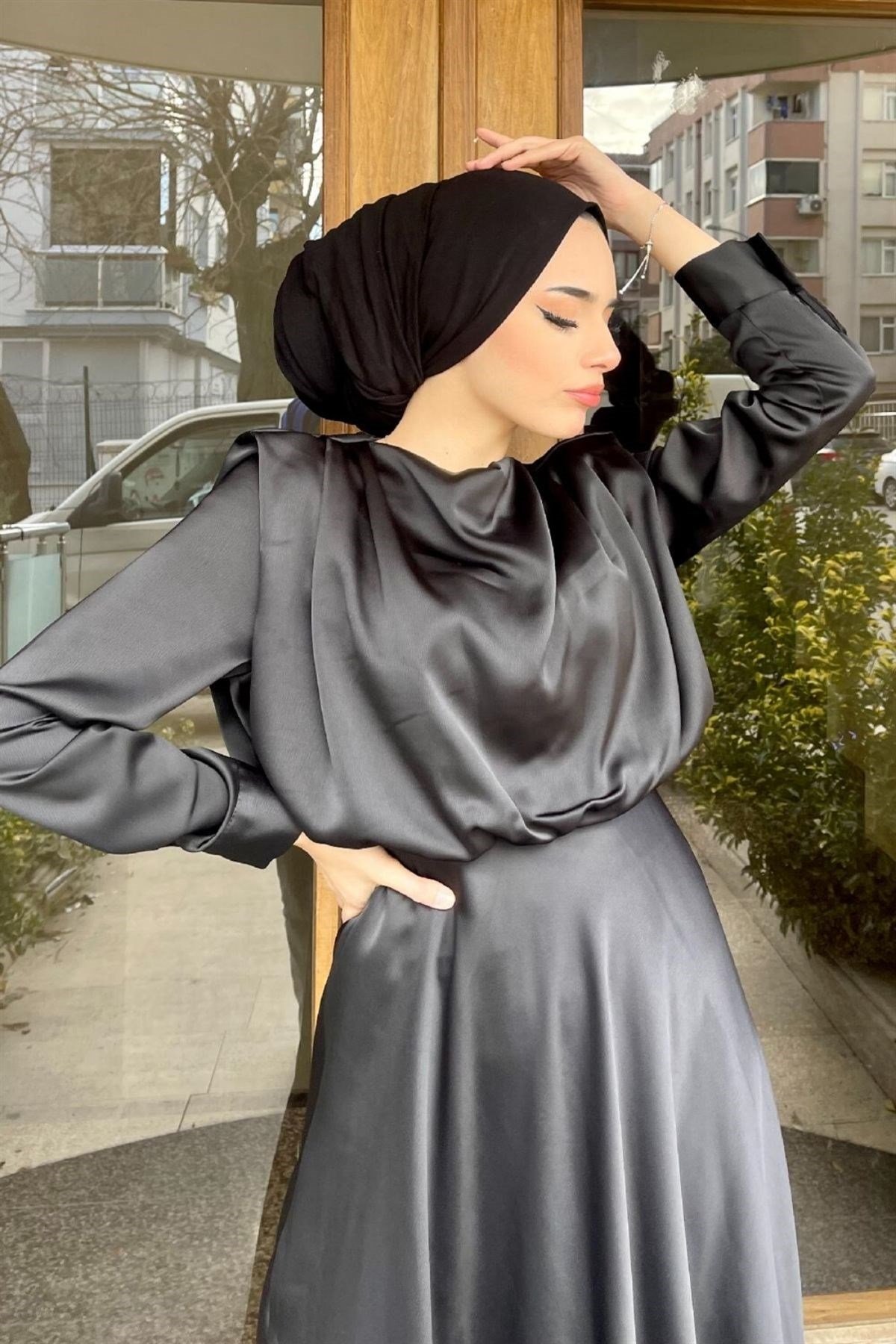 Vatkalı Saten Abiye SİYAH, Fiyatları Vatkalı Saten Abiye SİYAH – Haza Moda | Tesettür Giyim