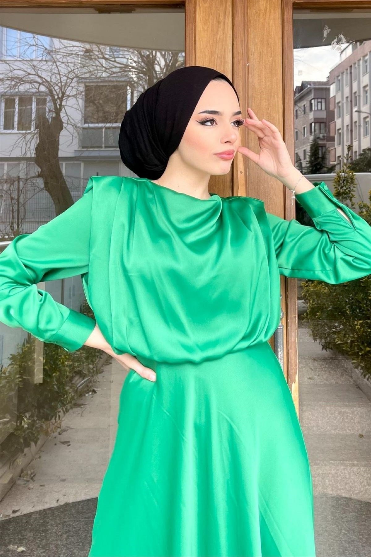 Vatkalı Saten Abiye YEŞİL, Fiyatları Vatkalı Saten Abiye YEŞİL – Haza Moda | Tesettür Giyim