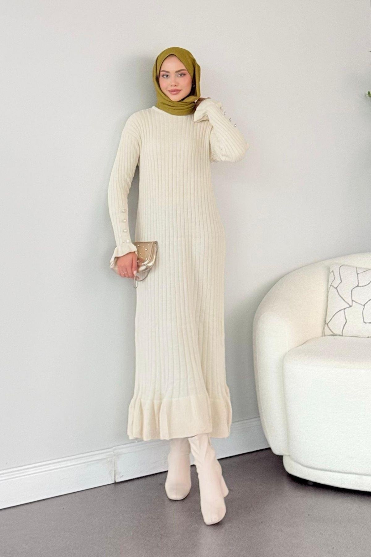 Yakut Triko Elbise Ekru, Fiyatları Haza Moda | Tesettür Giyim | Yakut Triko Elbise Ekru