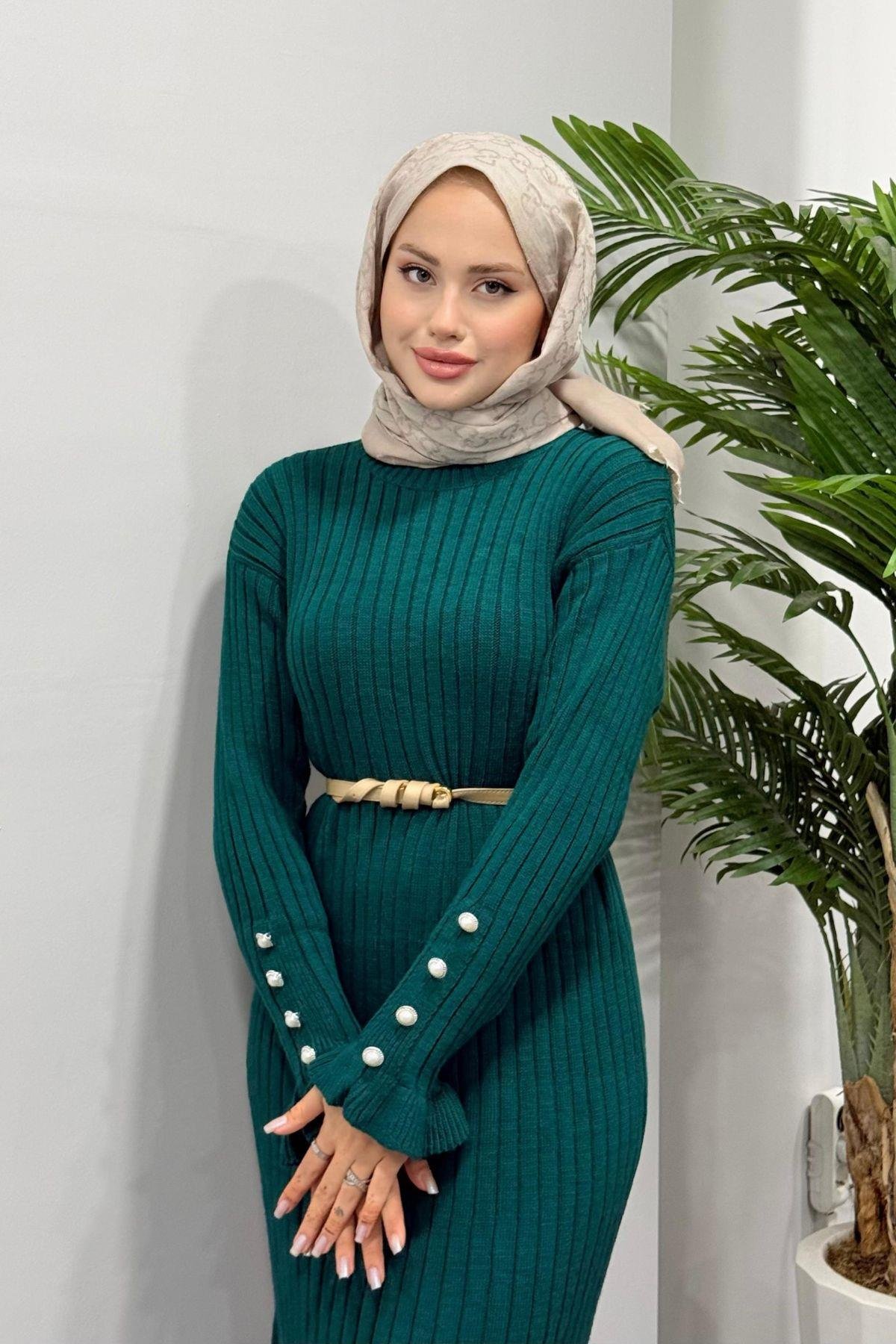 Yakut Triko Elbise Zümrüt, Fiyatları Haza Moda | Tesettür Giyim | Yakut Triko Elbise Zümrüt