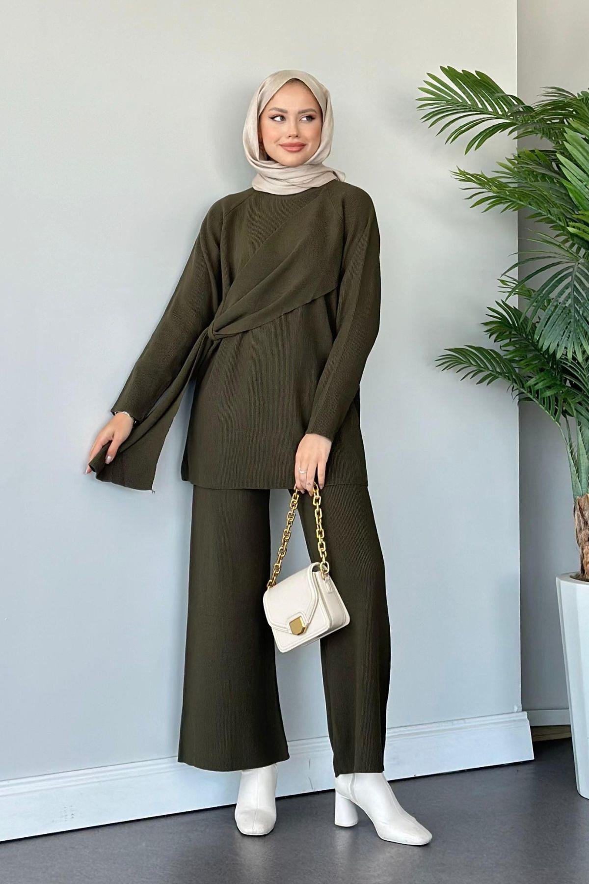 Yandan Şallı Triko Takım Haki, Fiyatları Haza Moda | Tesettür Giyim | Yandan Şallı Triko Takım Haki