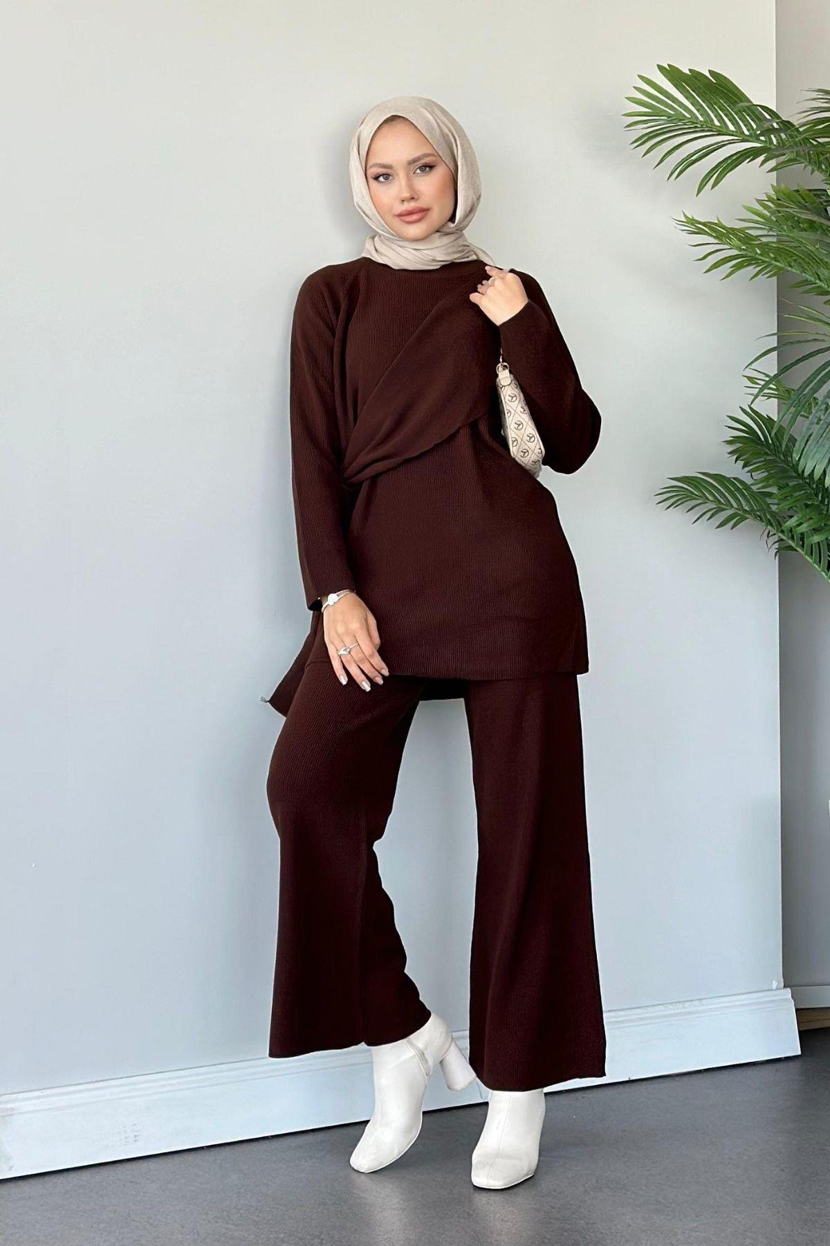 Yandan Şallı Triko Takım Kahve, Fiyatları Haza Moda | Tesettür Giyim | Yandan Şallı Triko Takım Kahve