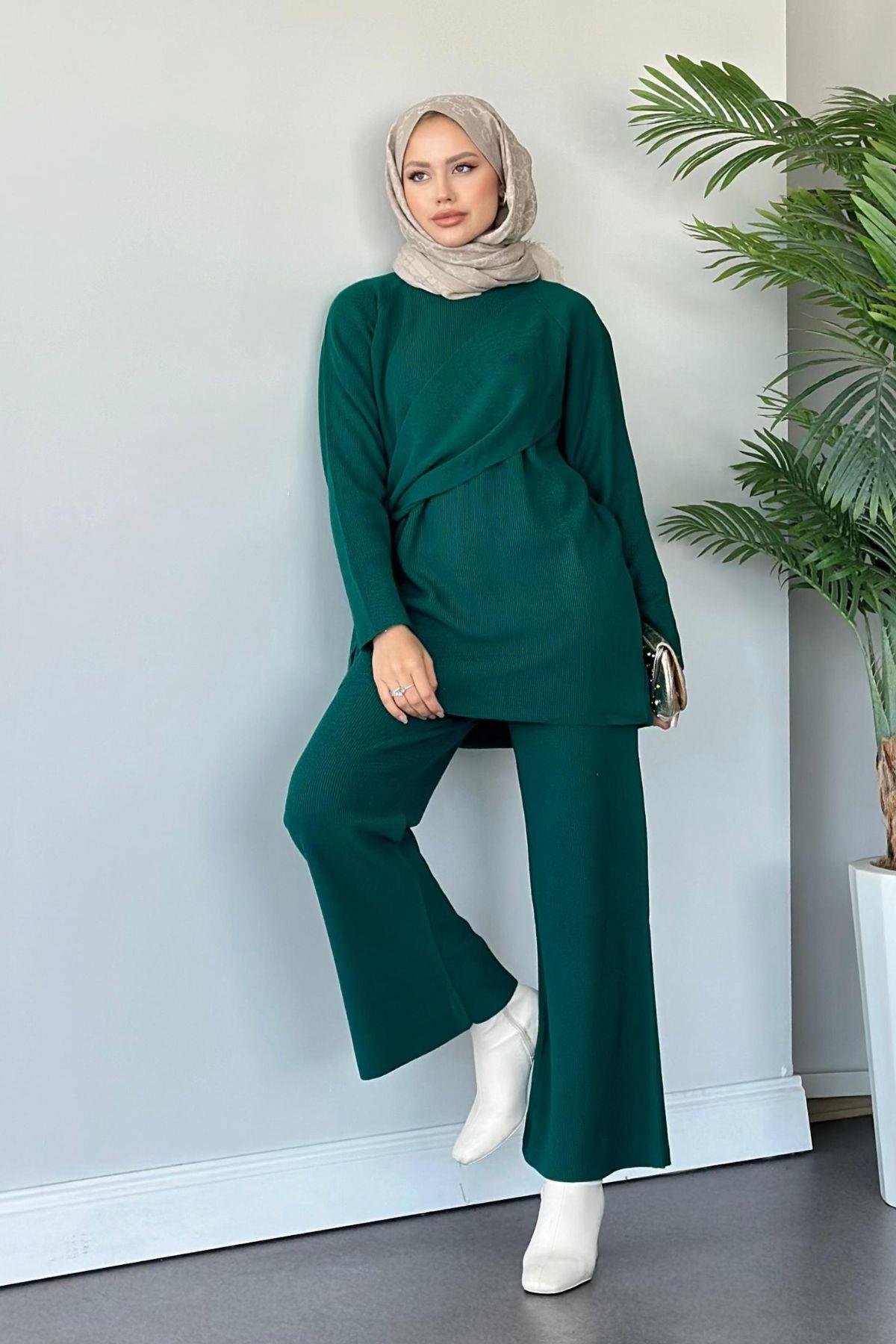 Yandan Şallı Triko Takım Yağyeşili, Fiyatları Haza Moda | Tesettür Giyim | Yandan Şallı Triko Takım Yağyeşili