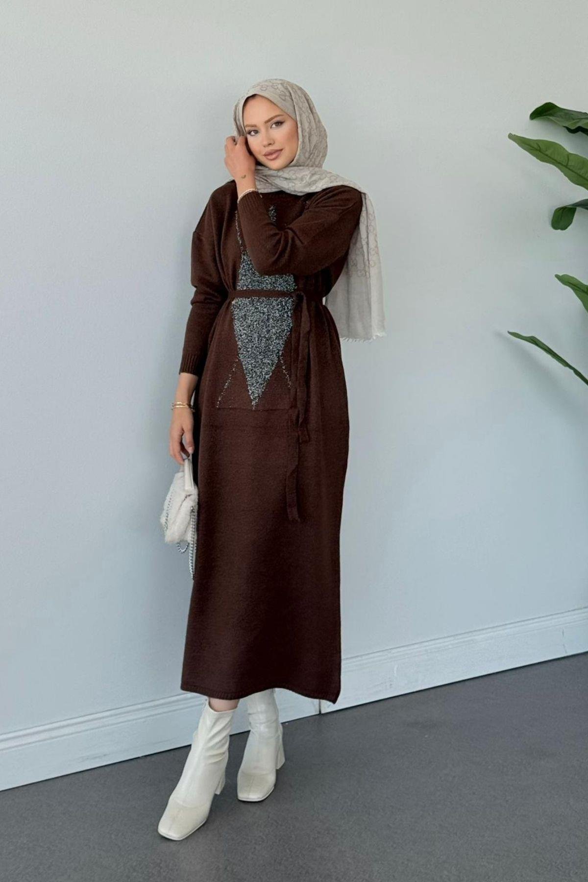 Yıldız Simli Triko Elbise Kahve, Fiyatları Yıldız Simli Triko Elbise Kahve- Haza Moda
