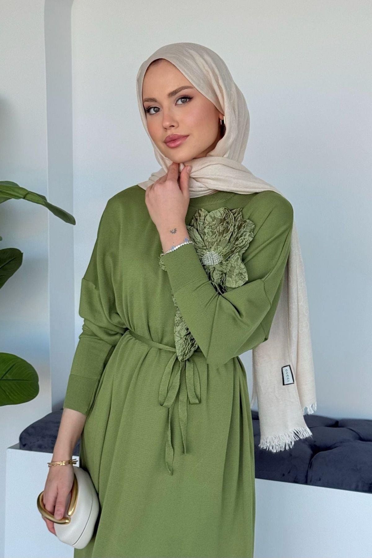 Zambak Merserize Elbise Yağ Yeşili, Fiyatları Zambak Merserize Elbise Yağ Yeşili- Haza Moda