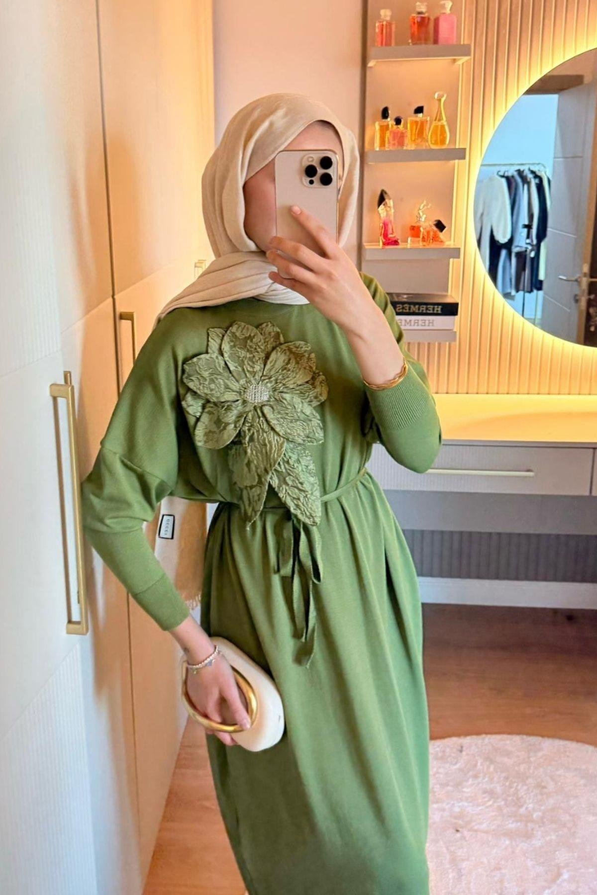 Zambak Merserize Elbise Yağ Yeşili, Fiyatları Zambak Merserize Elbise Yağ Yeşili- Haza Moda