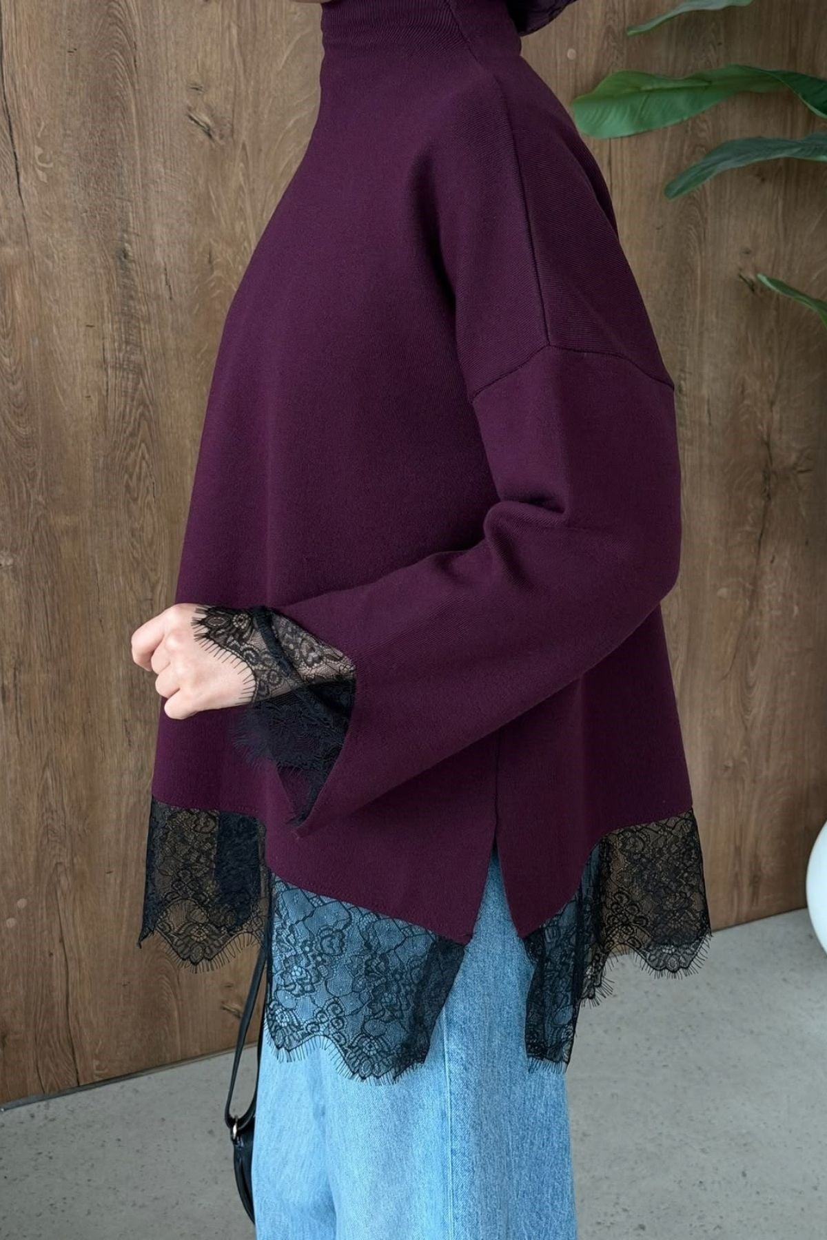 Zerafet Danteli Tunik Mürdüm, Fiyatları Zerafet Danteli Tunik Mürdüm– Haza Moda | Tesettür Giyim
