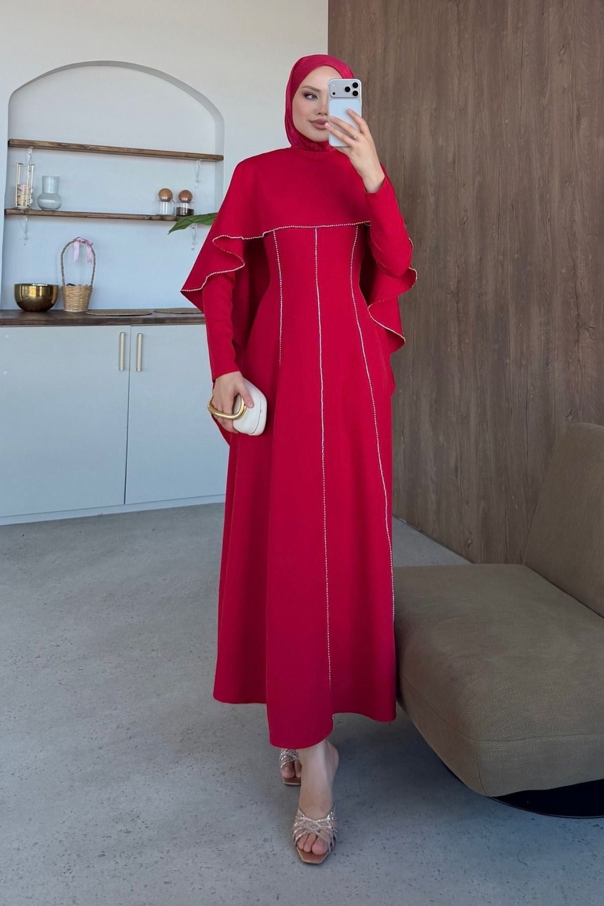 Zincir Detaylı Pelerin Elbise Kırmızı, Fiyatları Zincir Detaylı Pelerin Elbise Kırmızı| Haza Moda