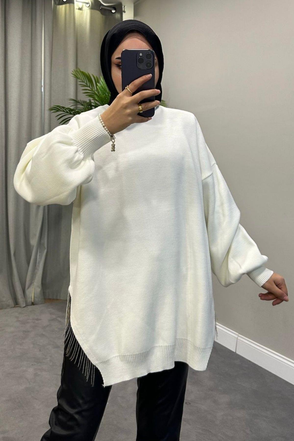 Zincir Triko Kazak Beyaz, Fiyatları Zincir Triko Kazak Beyaz – Haza Moda | Tesettür Giyim