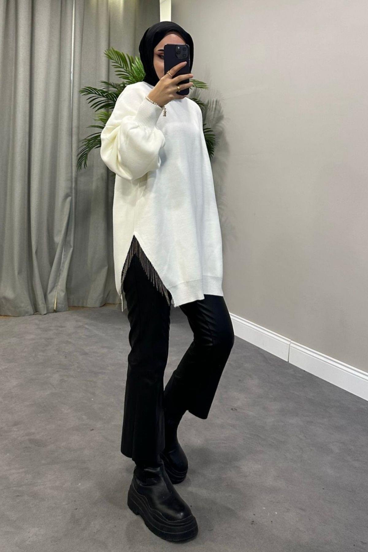 Zincir Triko Kazak Beyaz, Fiyatları Zincir Triko Kazak Beyaz – Haza Moda | Tesettür Giyim