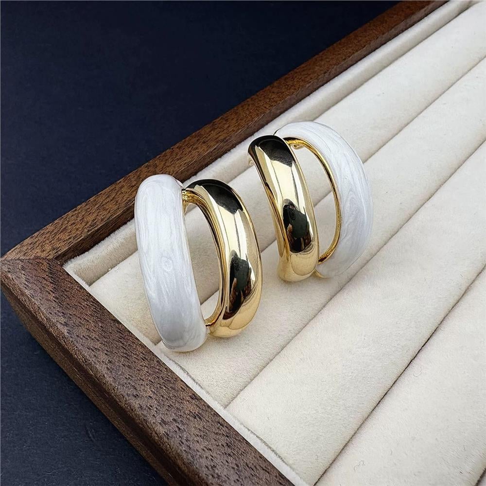 Beyaz Mineli ve Gold Renk İkili Halka Küpe