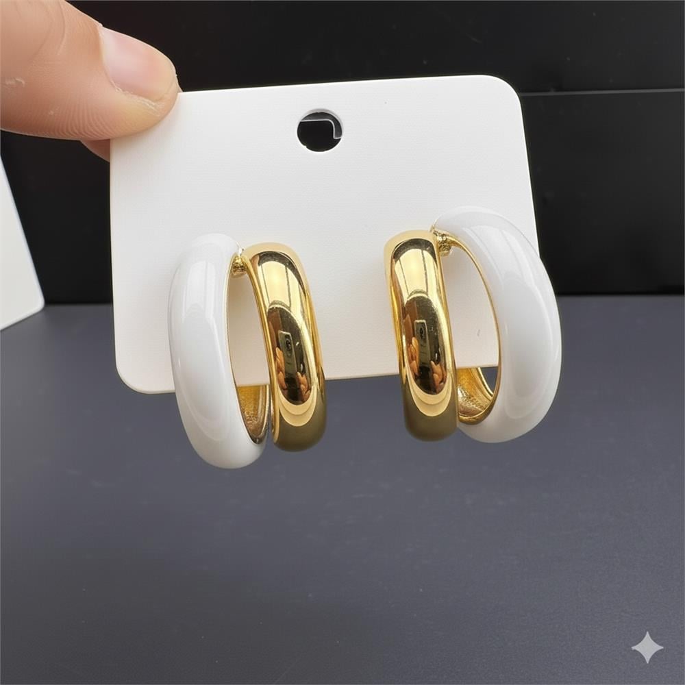 Beyaz Mineli ve Gold Renk İkili Halka Küpe