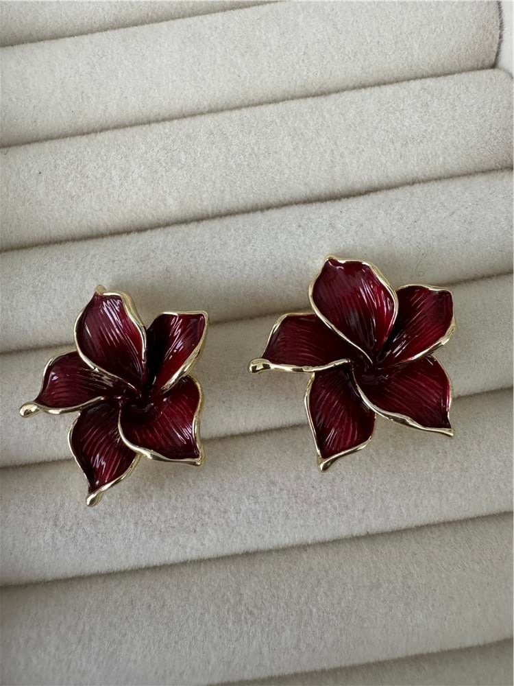 Bordo Kırmızı Mineli ve Gold Kenarlı Beş Yapraklı Çiçek Küpe