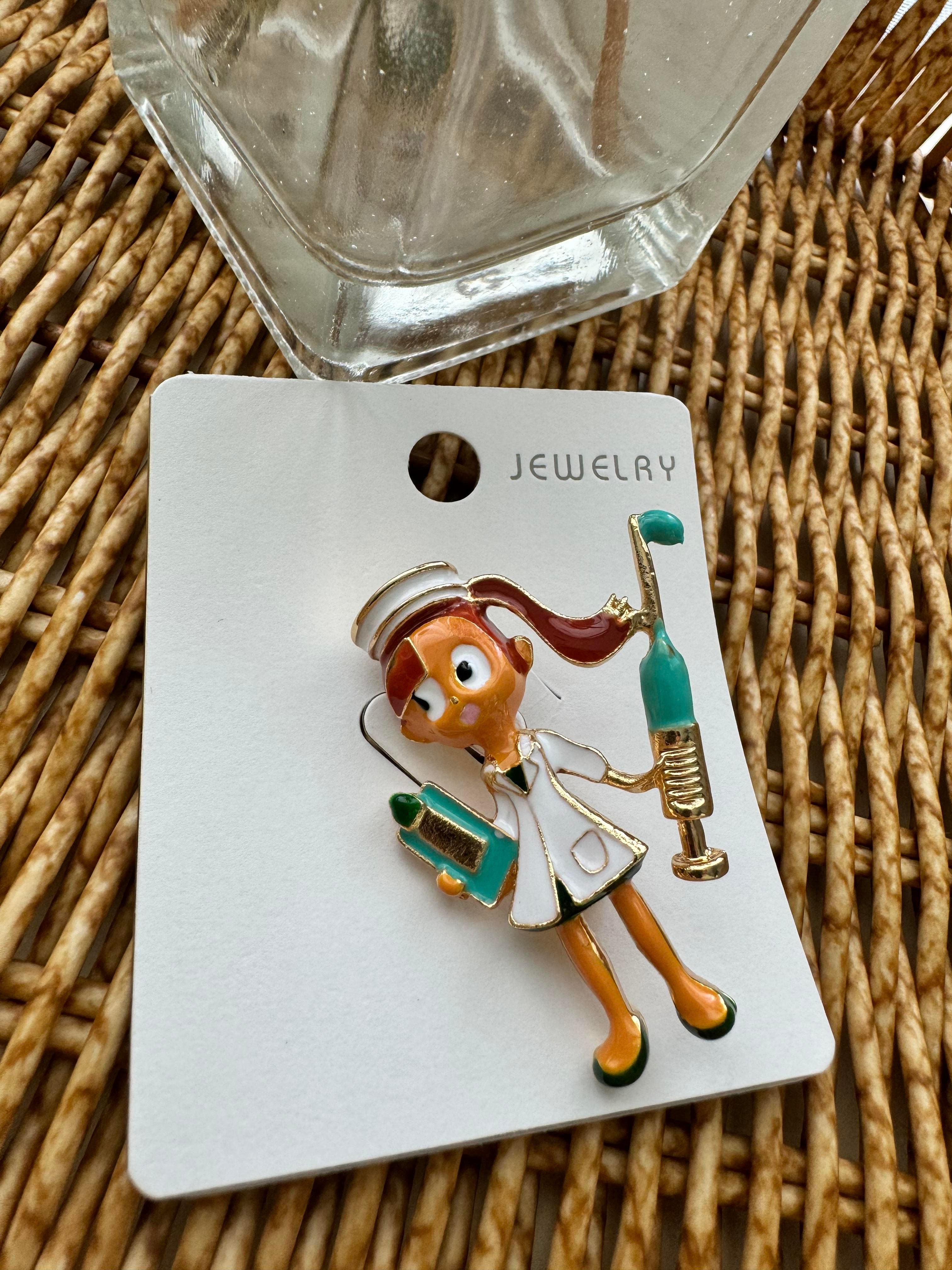 Doktor Hemşire Broş