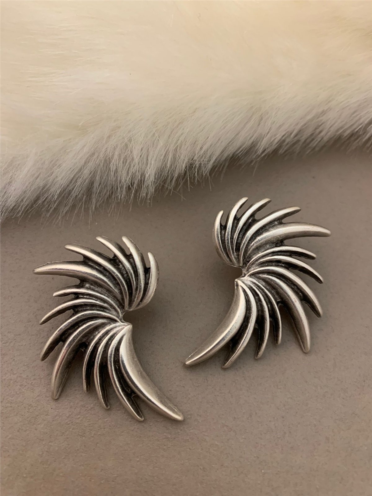 Etnik Saçaklı Silver Renk Küpe