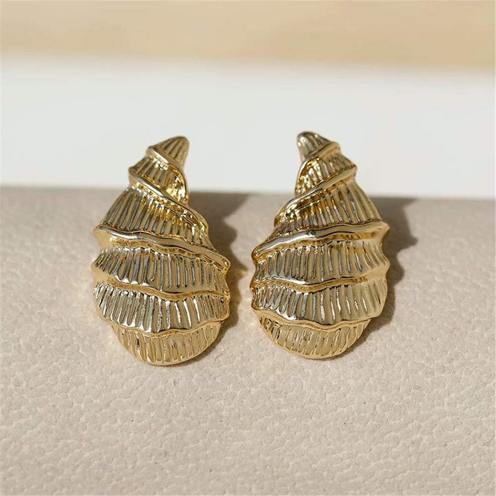 Gold Kıvrımlı Bonbeli Çelik Küpe