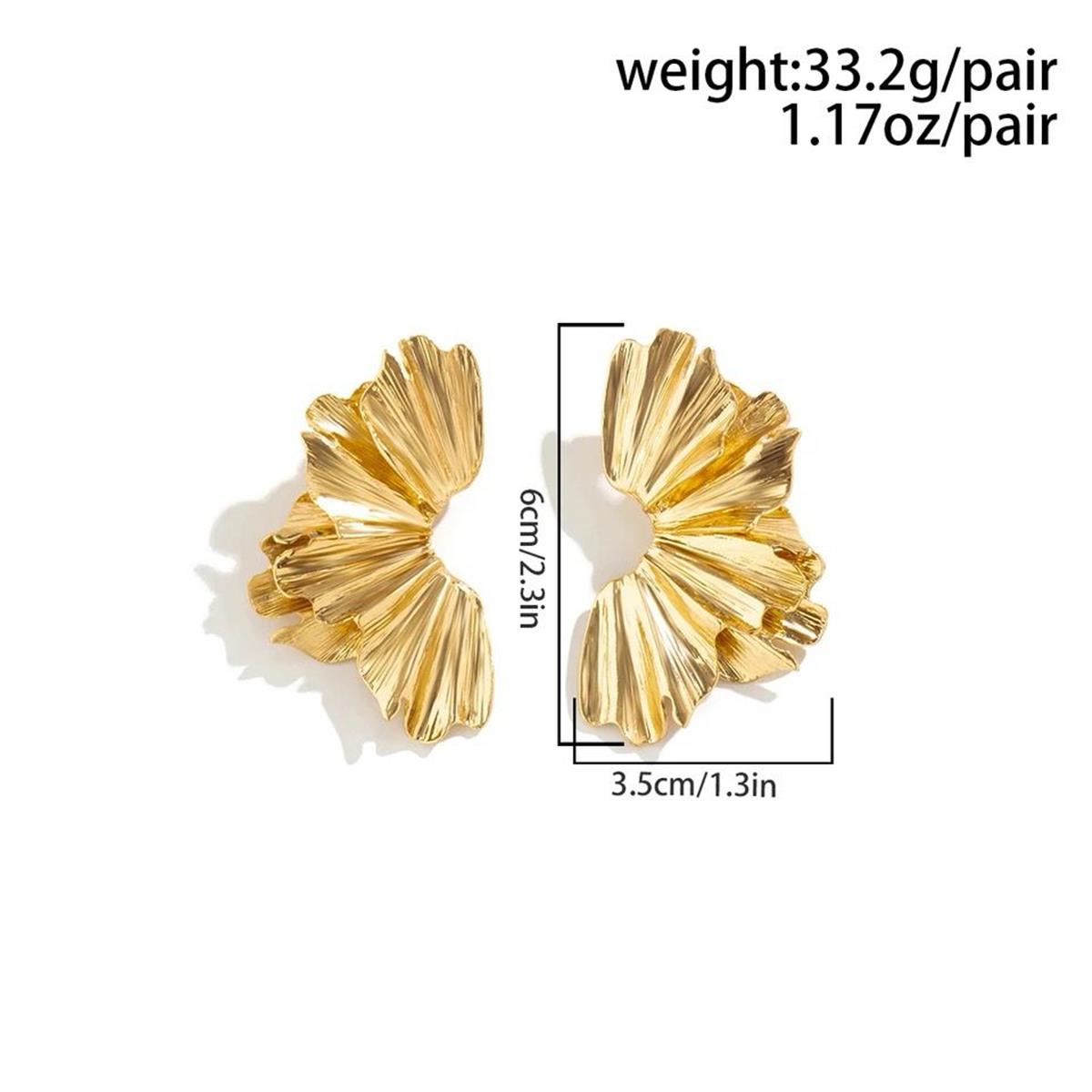 Gold Kıvrımlı Yarım Ay Küpe