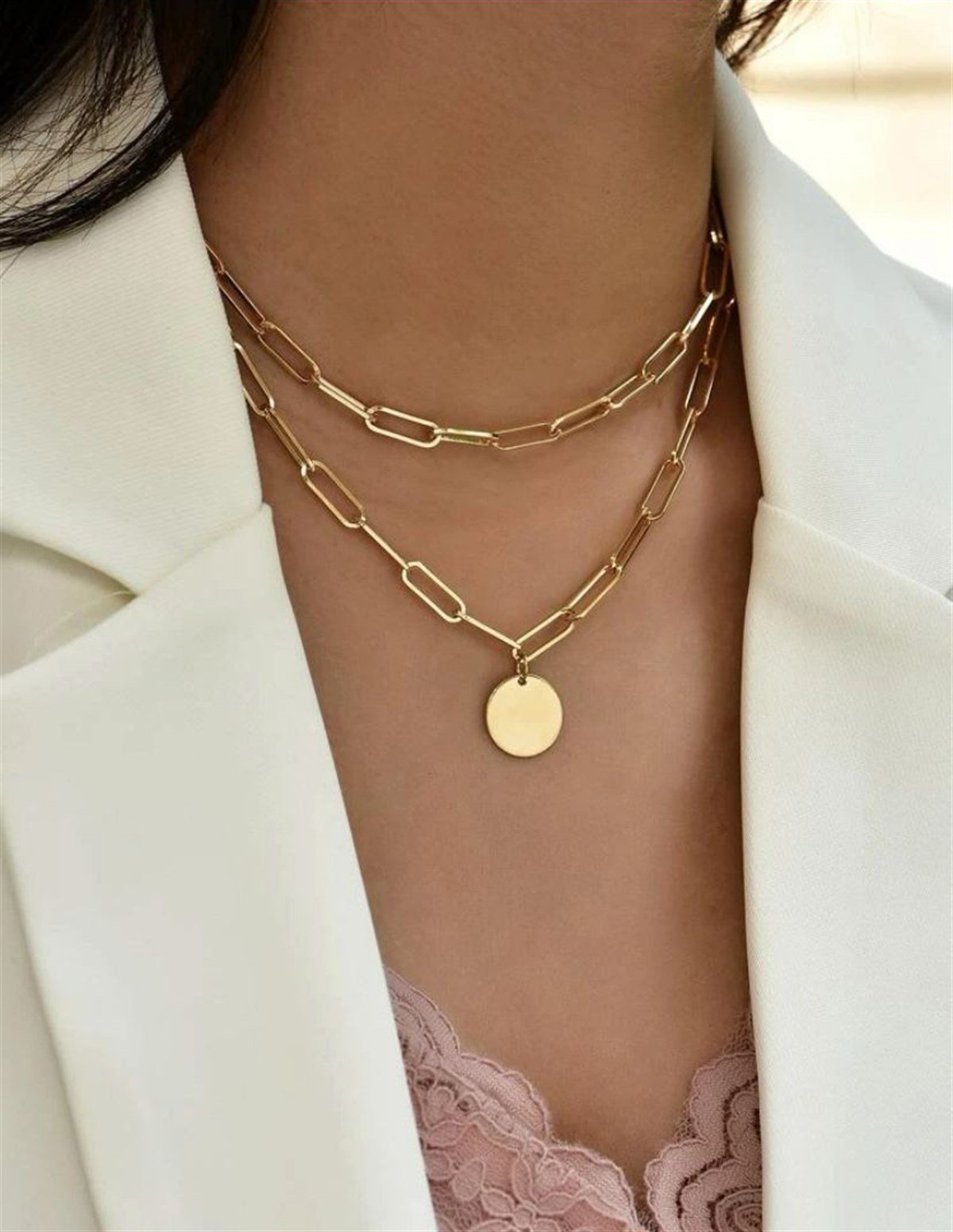 İki Sıra Ataç Zincirli Pul Figürlü Zincir Kolye