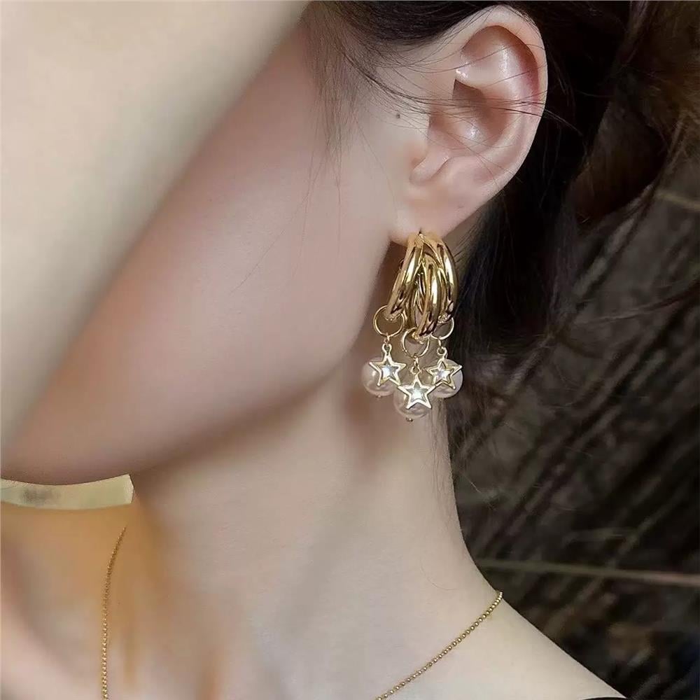 İnci ve Gold Yıldız Sallantılı Çoklu Halka Küpe
