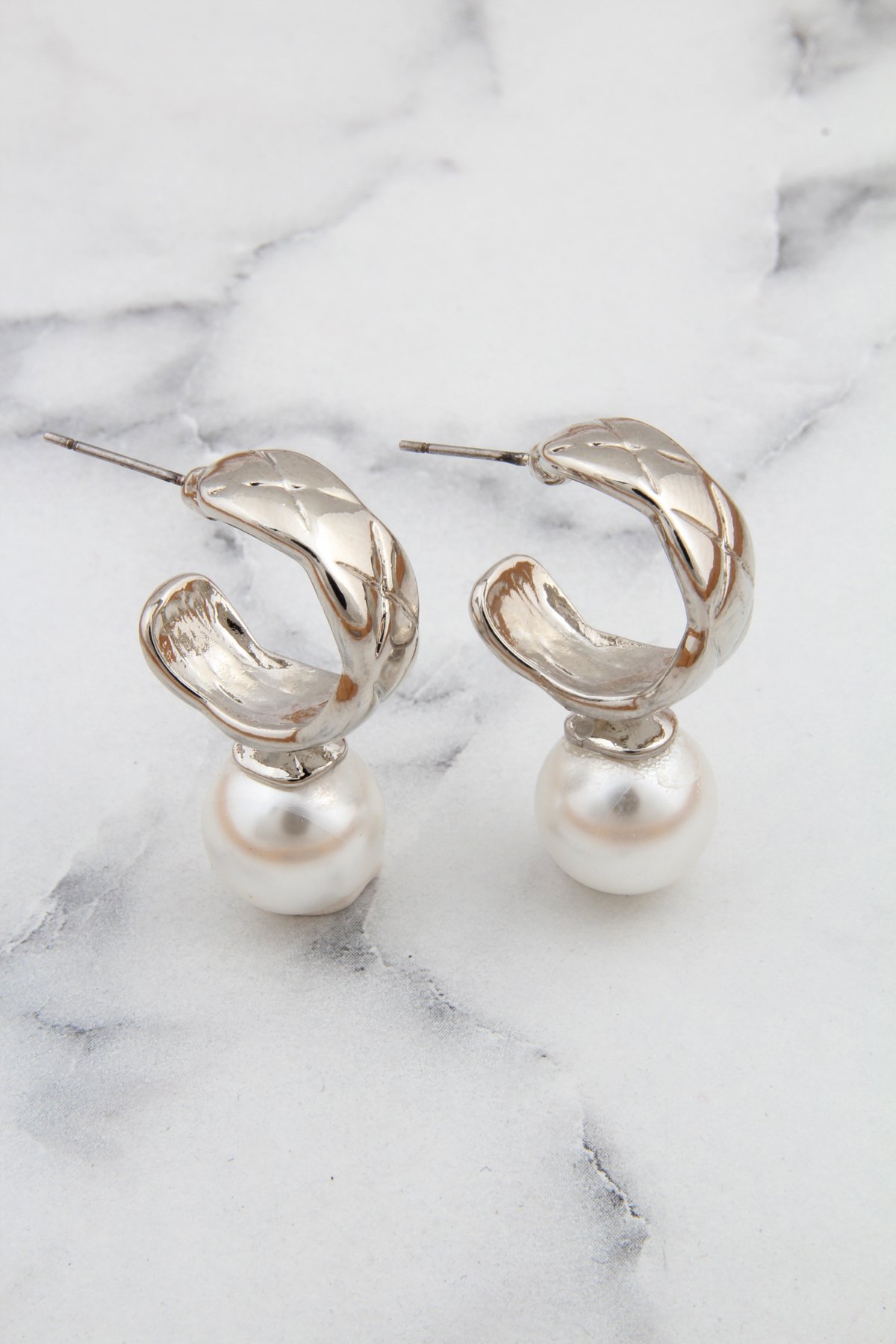 İncili Silver Halka Küpe