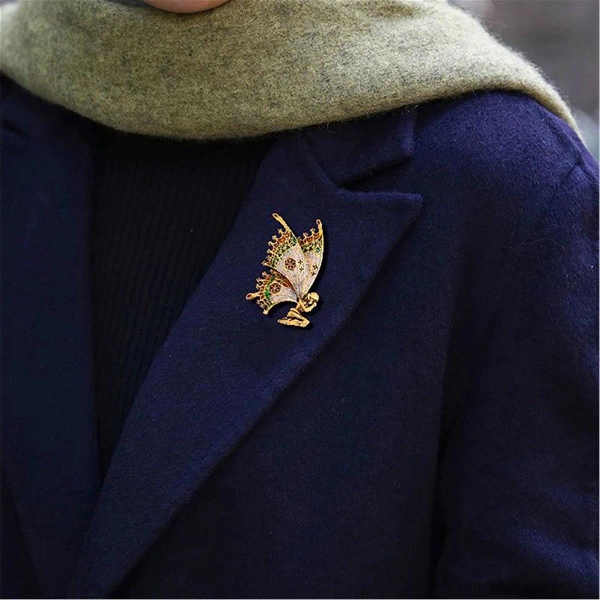 Kelebek Kanatlı Kız Broş