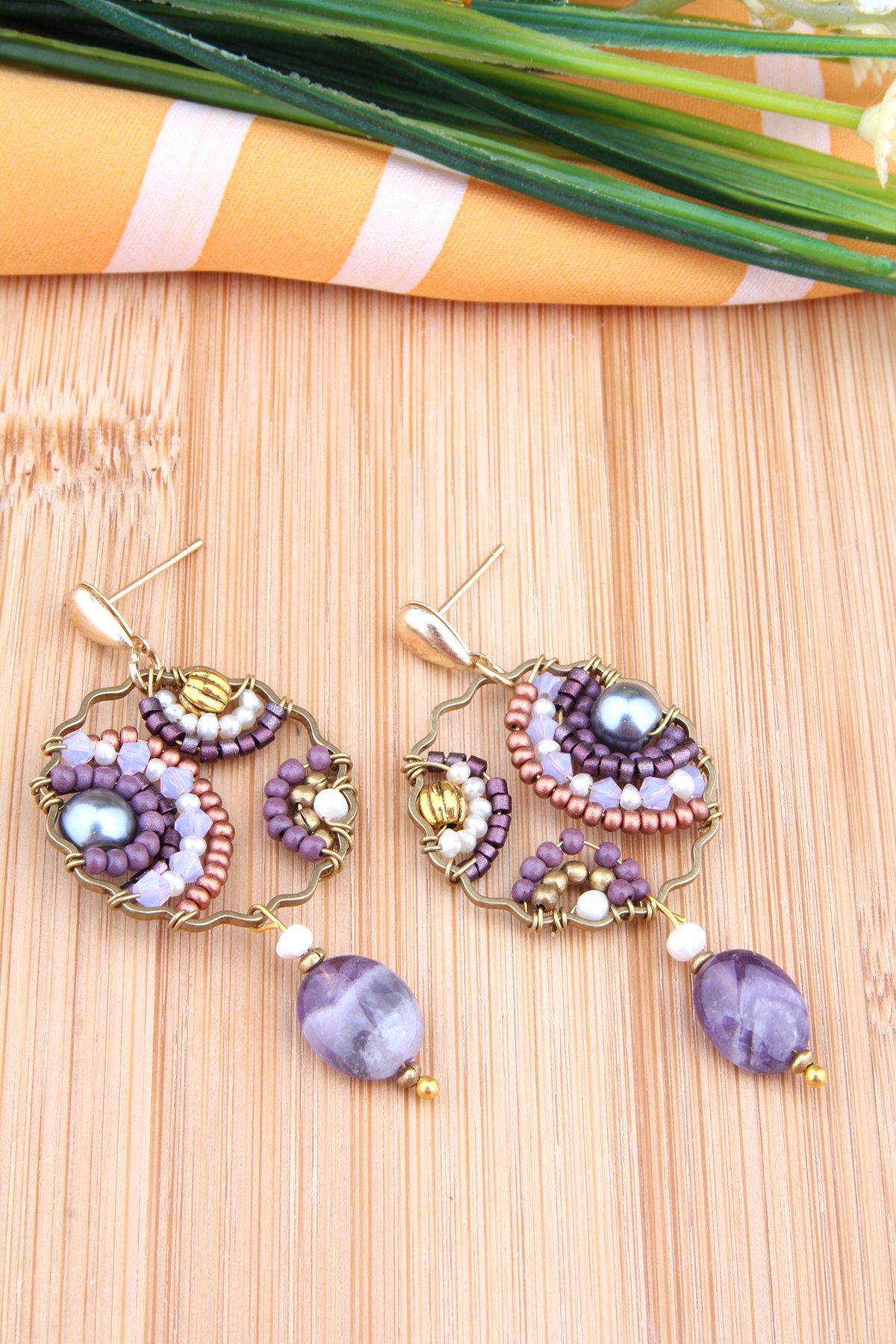 Mor Ametist Taşlı Tel Tasarım Küpe