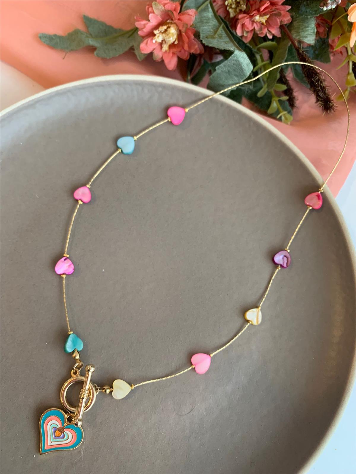 Renkli Sedef Kalpli Tasarım Kolye