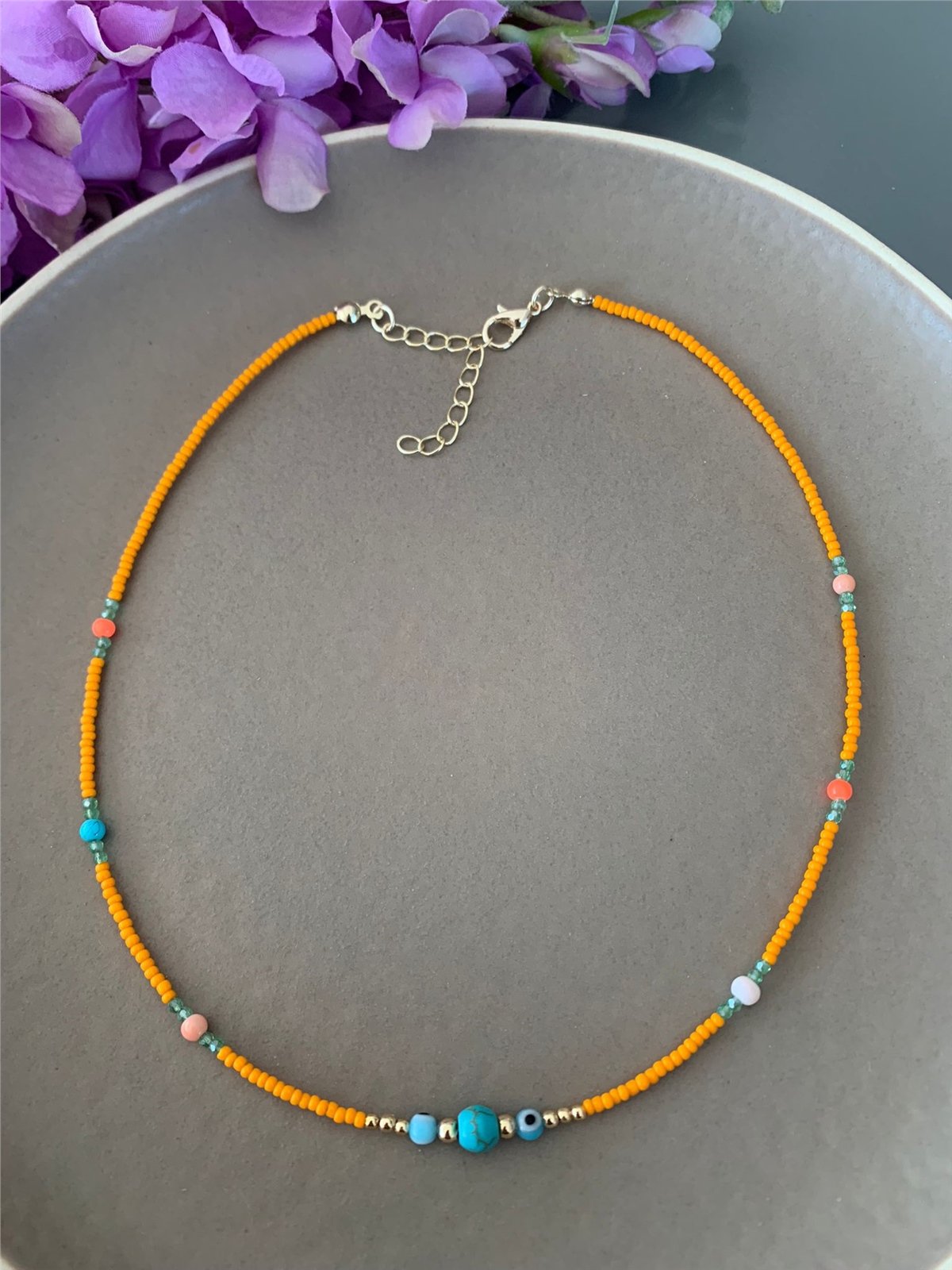 Turuncu Kum Boncuklu Turkuaz Taş Detaylı Kolye
