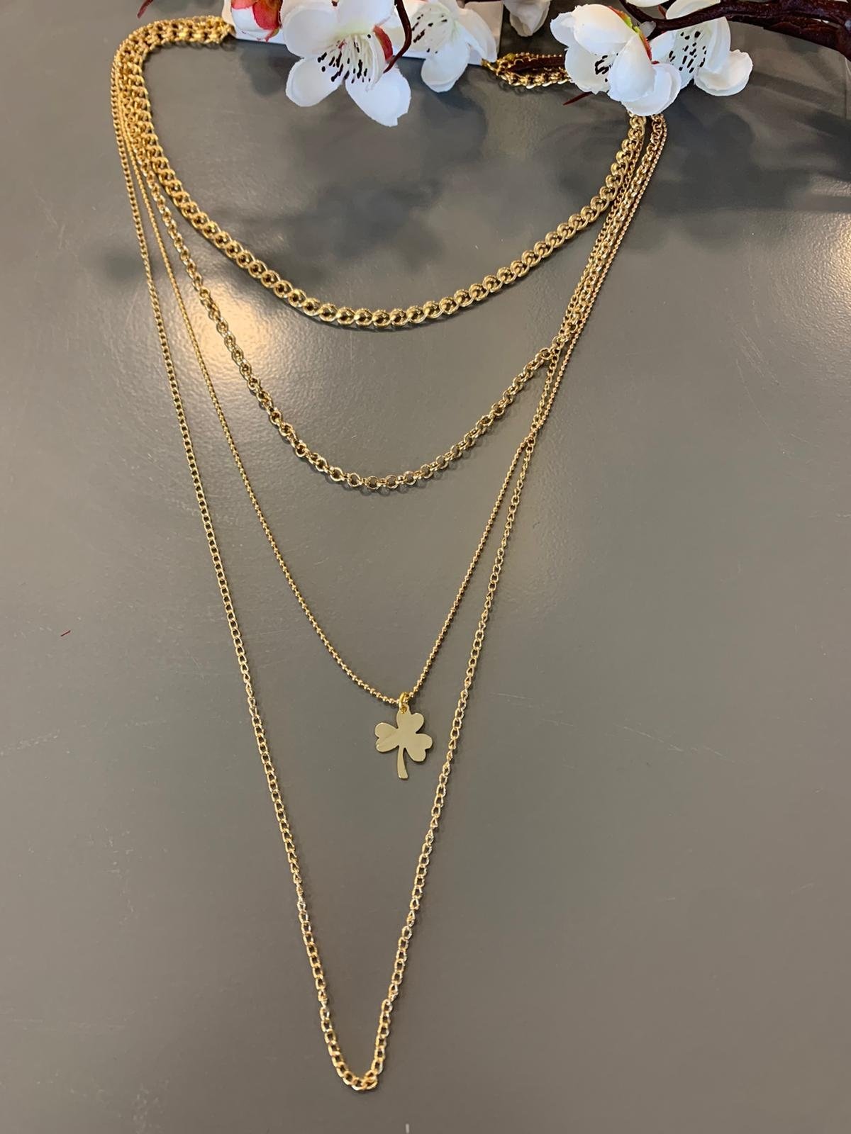 Yonca Figürlü 4 Katlı Zincir Kolye