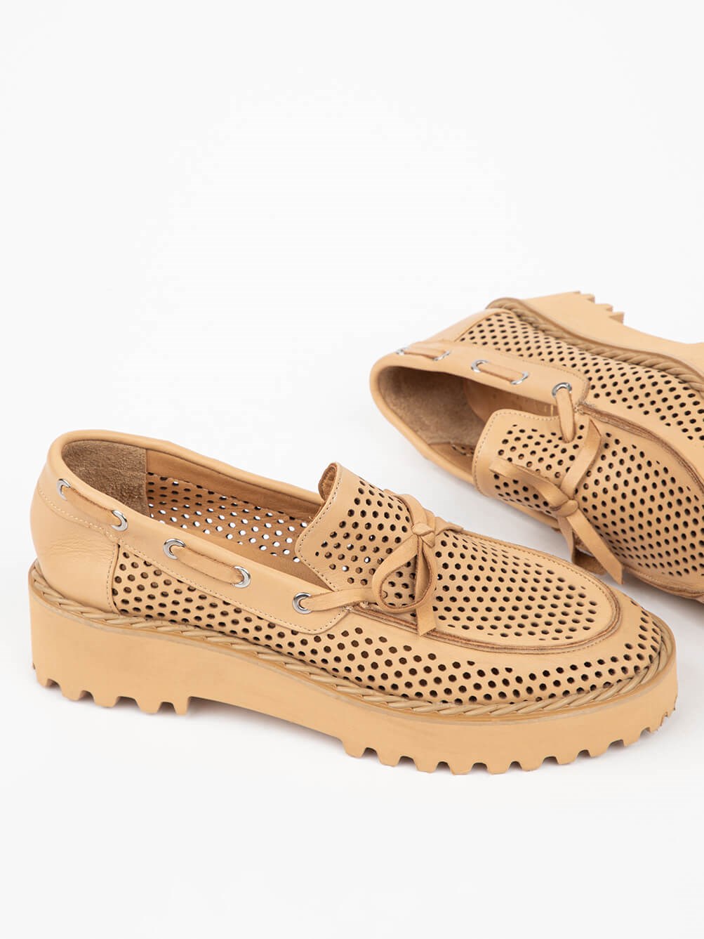 Nodeo Camel Zımbalı Deri Kadın Loafer