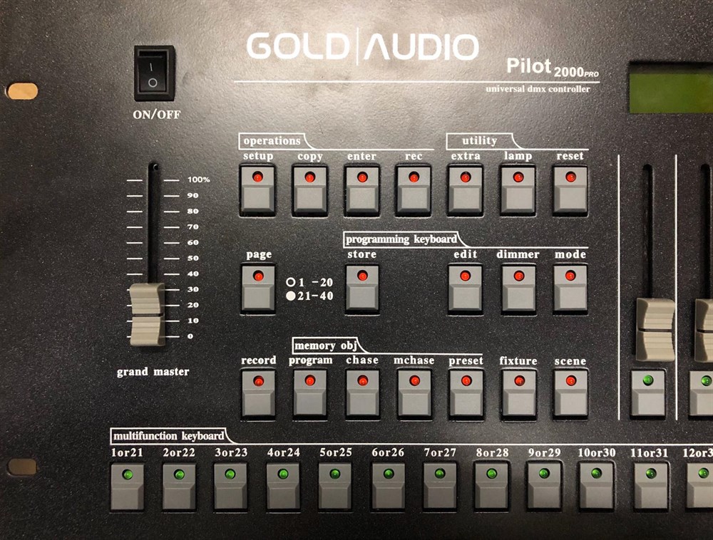 GOLD AUDIO PİLOT 2000 PROFESYONEL IŞIK KONTROL MASASI