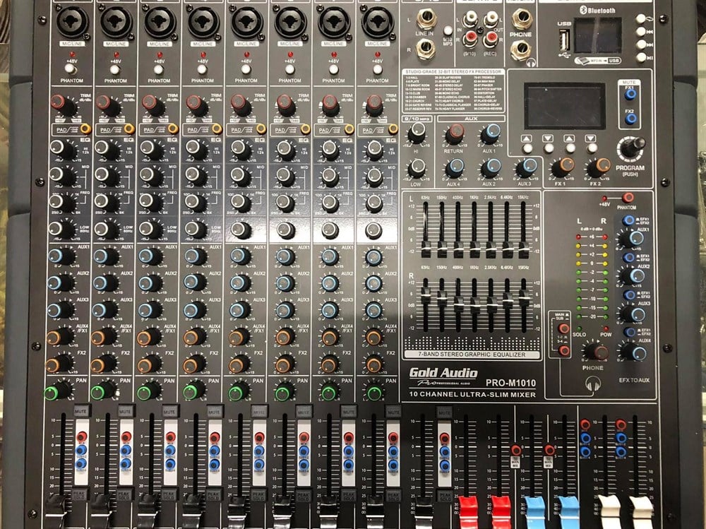 GOLD AUDIO PRO-M1010 10 KANALLI ÇİFT EFEKTLİ  4 AUX DECK MİKSER