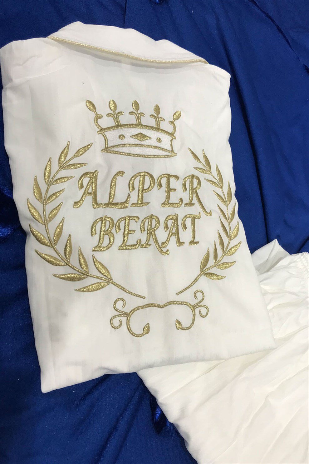 İsimli Pijamaİsime Özel İsim Nakışlı Krem Altın Sünnet Pijaması