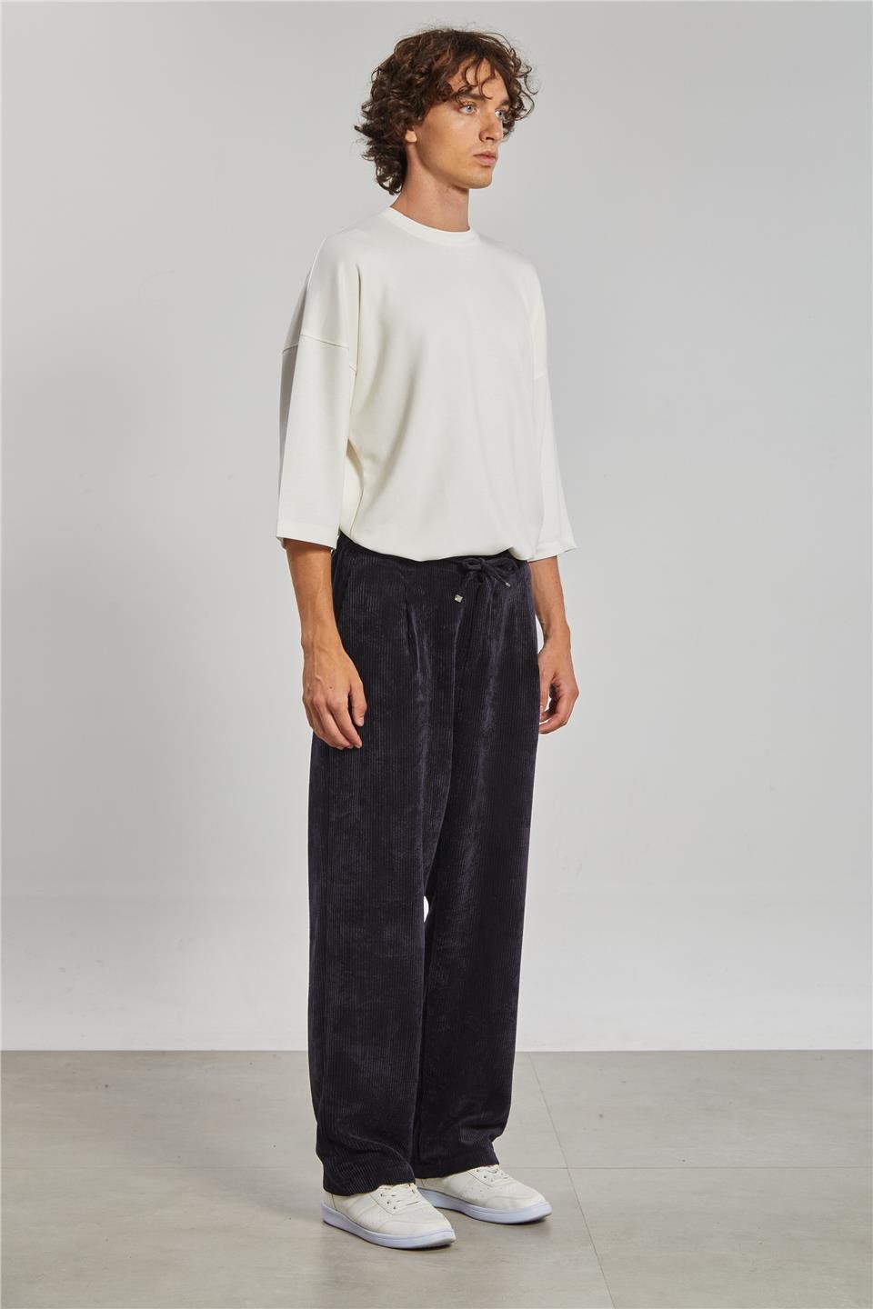 Beli Bağlamalı Kadife Erkek Pantolon - Siyah