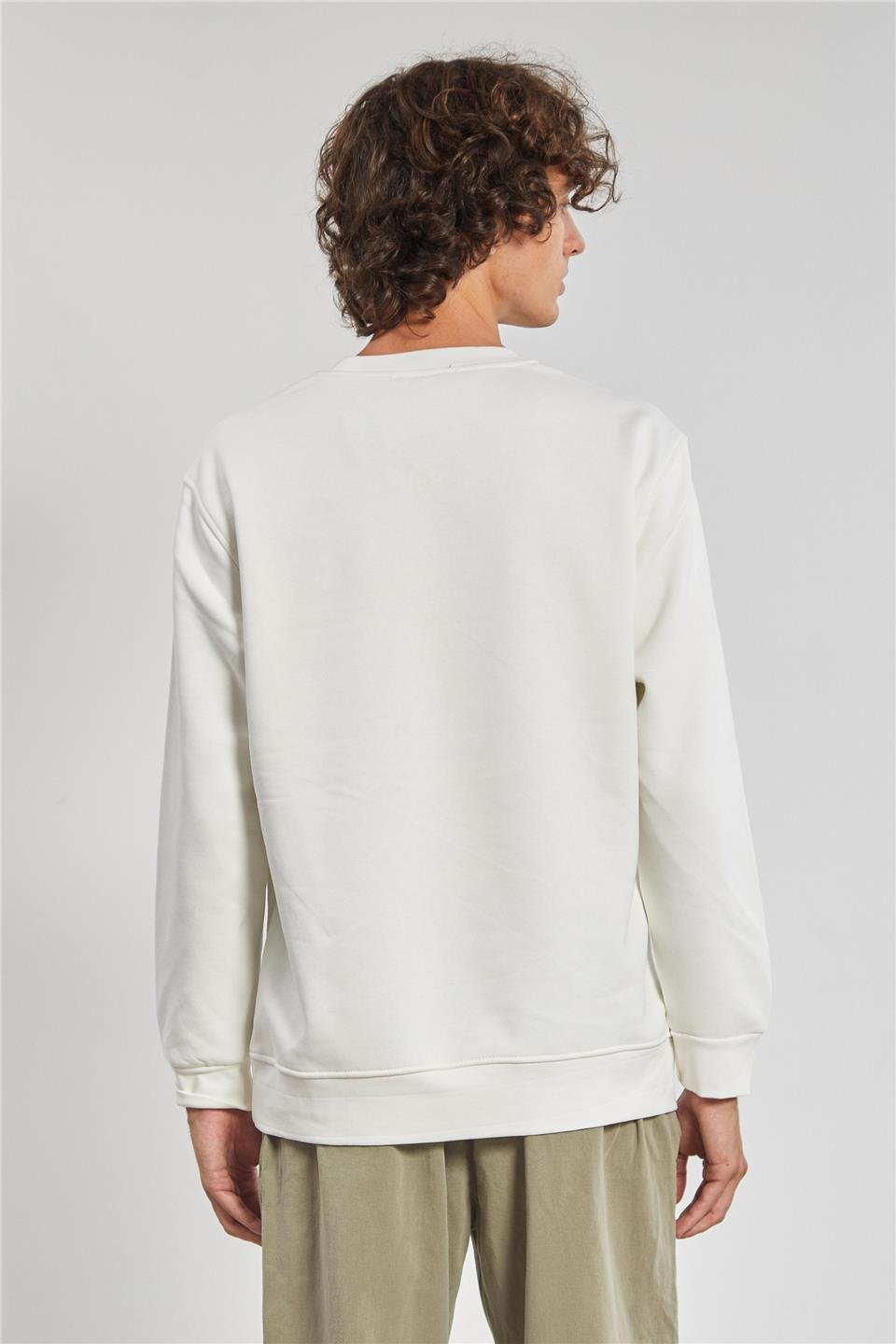 Bisiklet Yaka Logolu Erkek Sweatshirt - Ekru