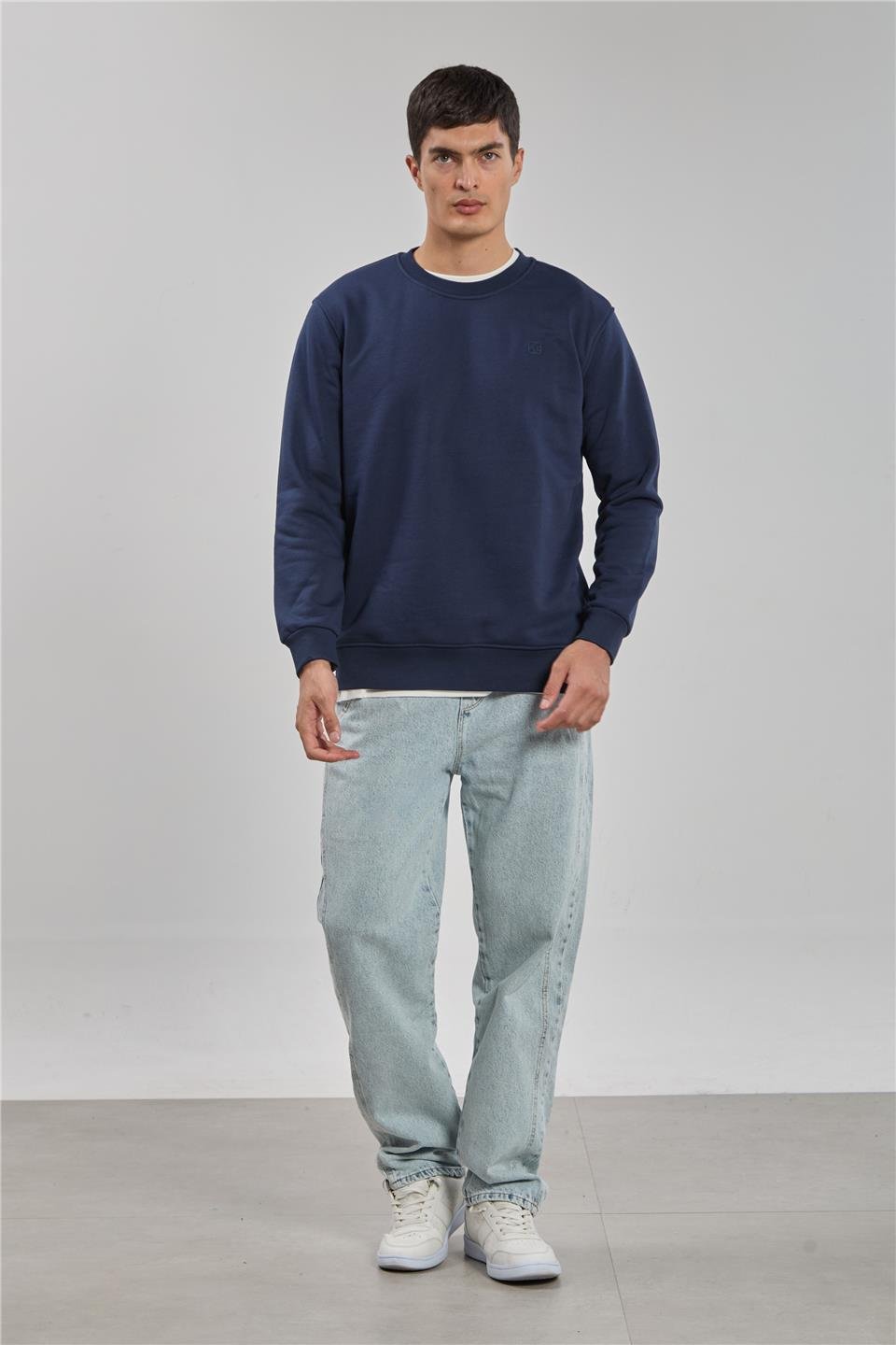 Bisiklet yaka logolu sweatshirt-1101 İndigo