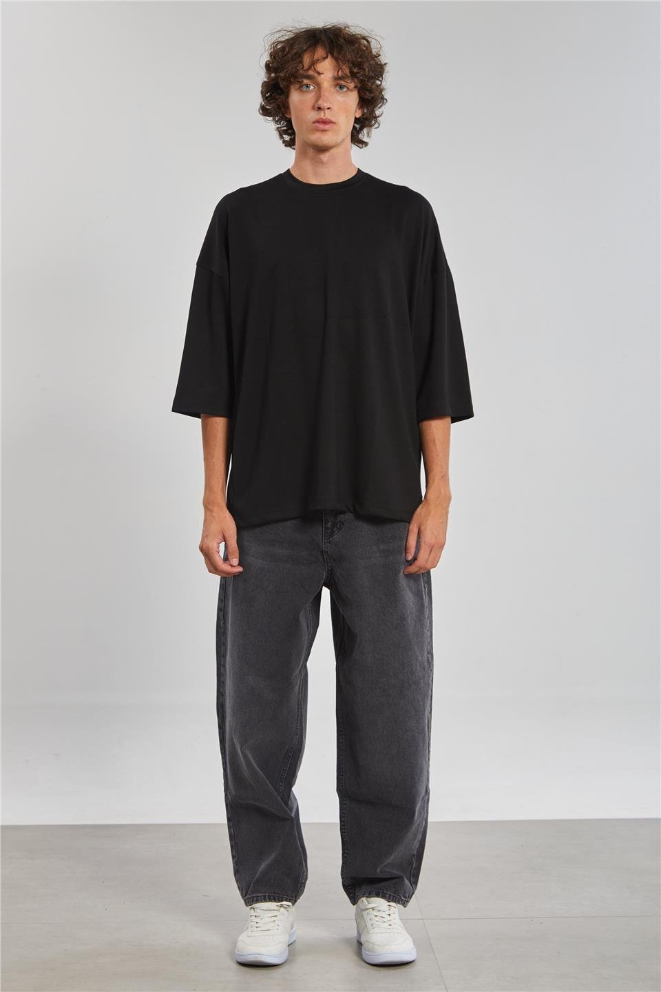 Bisiklet Yaka Oversize Erkek T-Shirt - Siyah