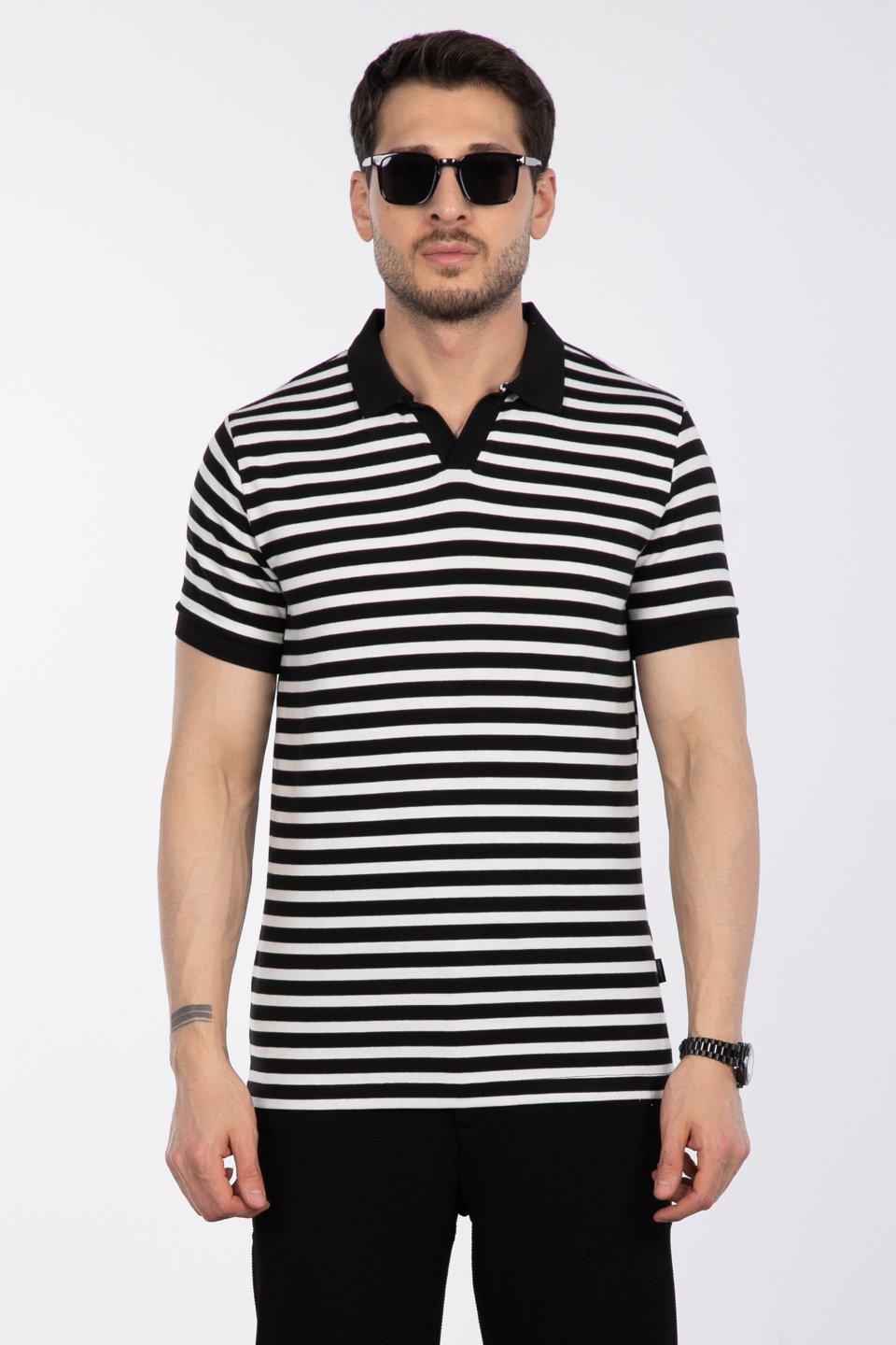 Çizgili polo yaka t-shirt-F849-9110 Siyah