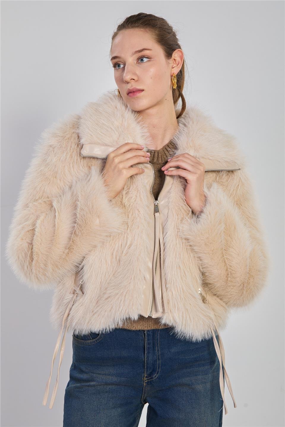 Deri detaylı peluş mont-2709 Taş