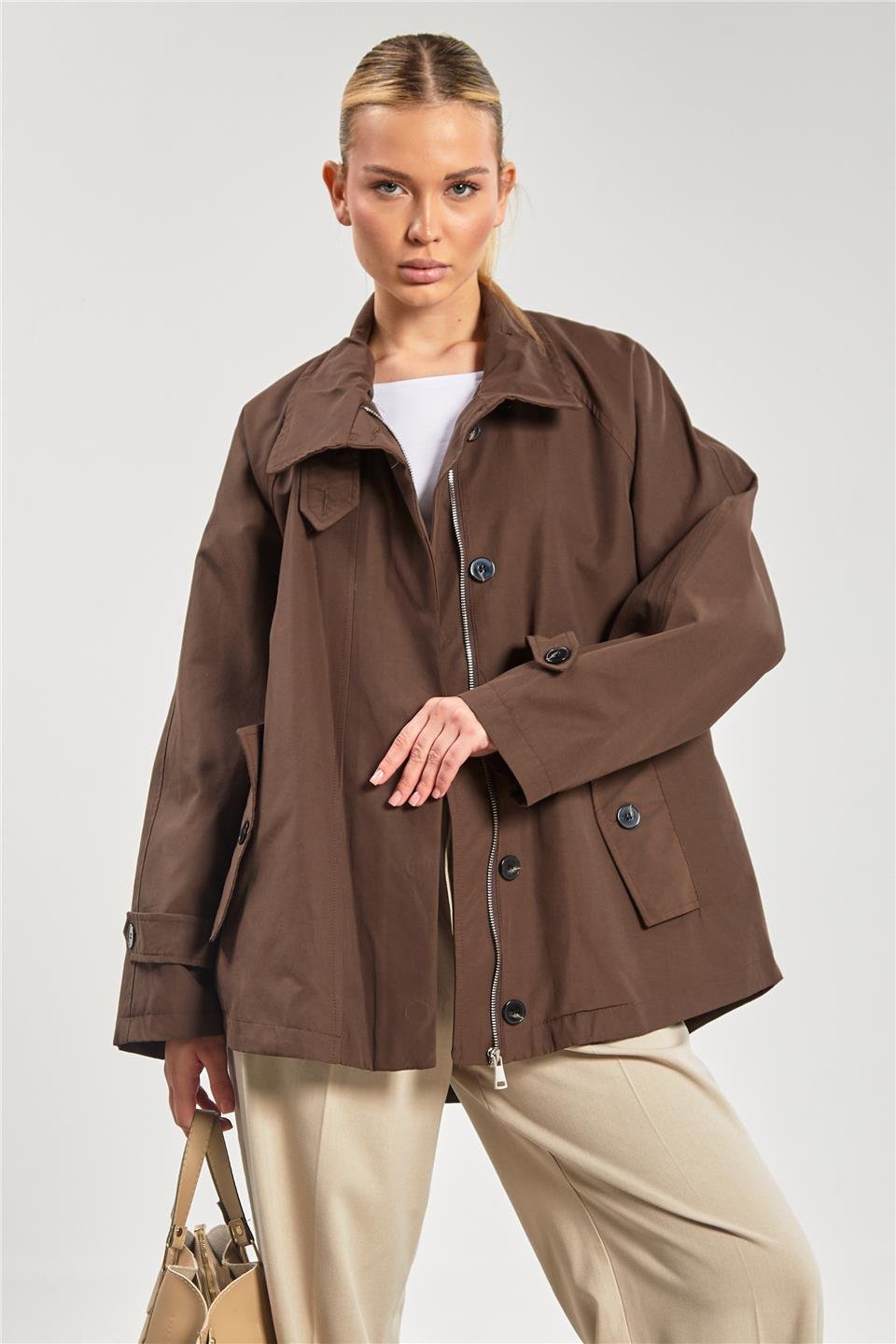 Dik yaka cepli fermuarlı trençkot-7532 Kahve