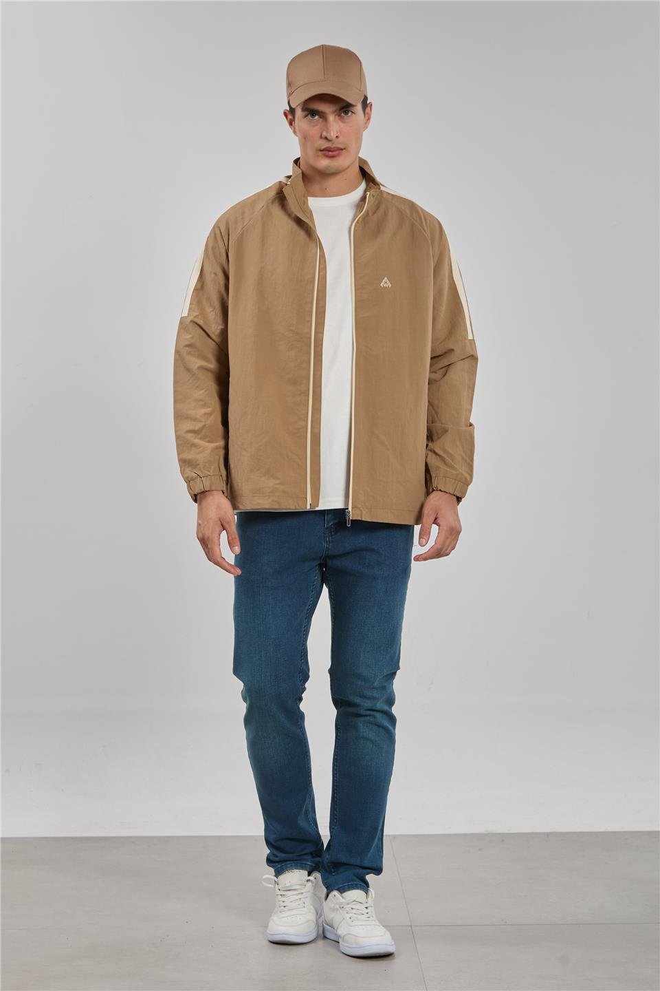 Dik yaka kalın kol biyeli ceket-2898 Vizon