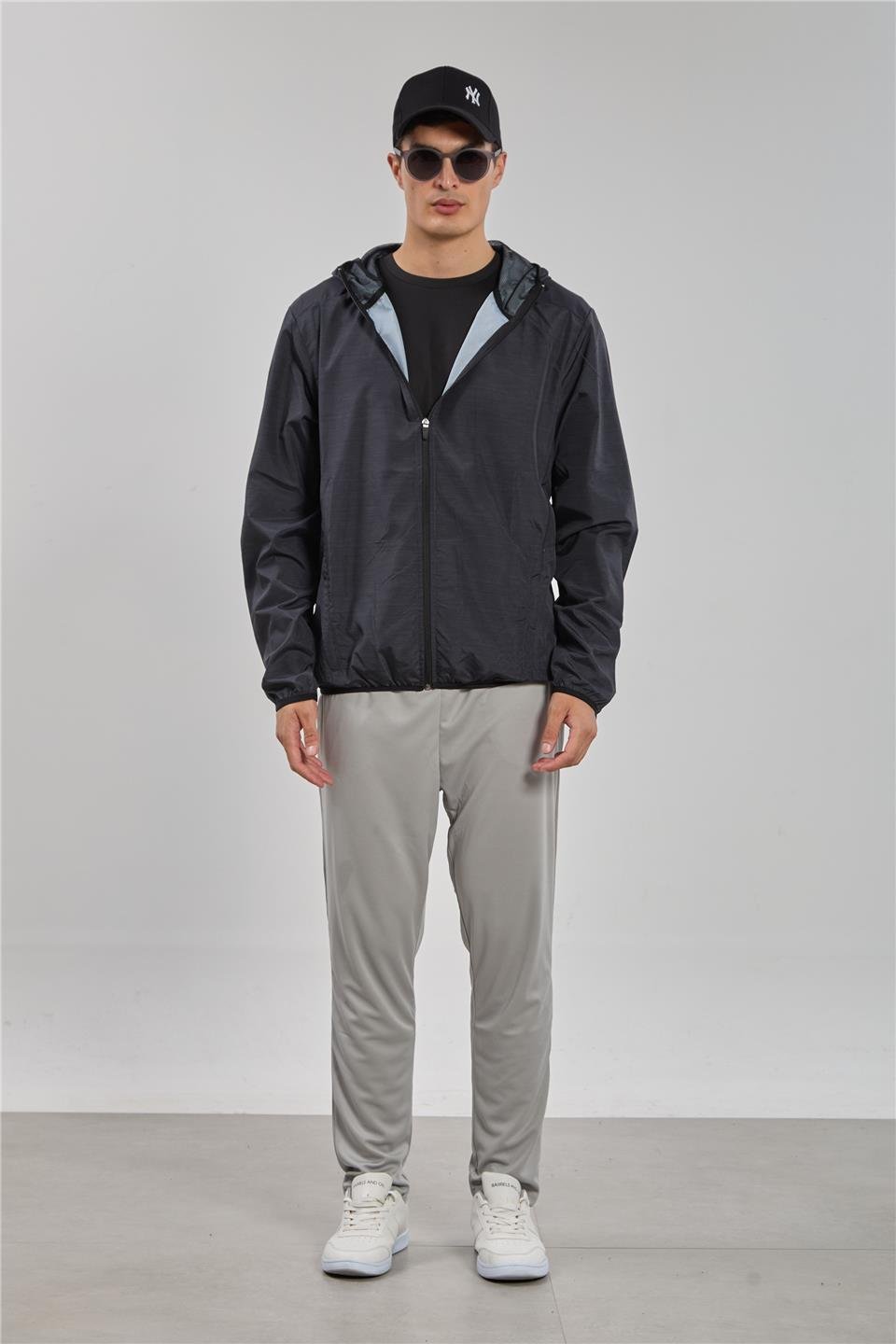 Dik yaka kapüşonlu yağmurluk-GOSSA Siyah