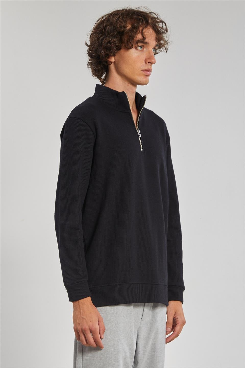 Dik Yaka Selanik Erkek Sweat - Siyah