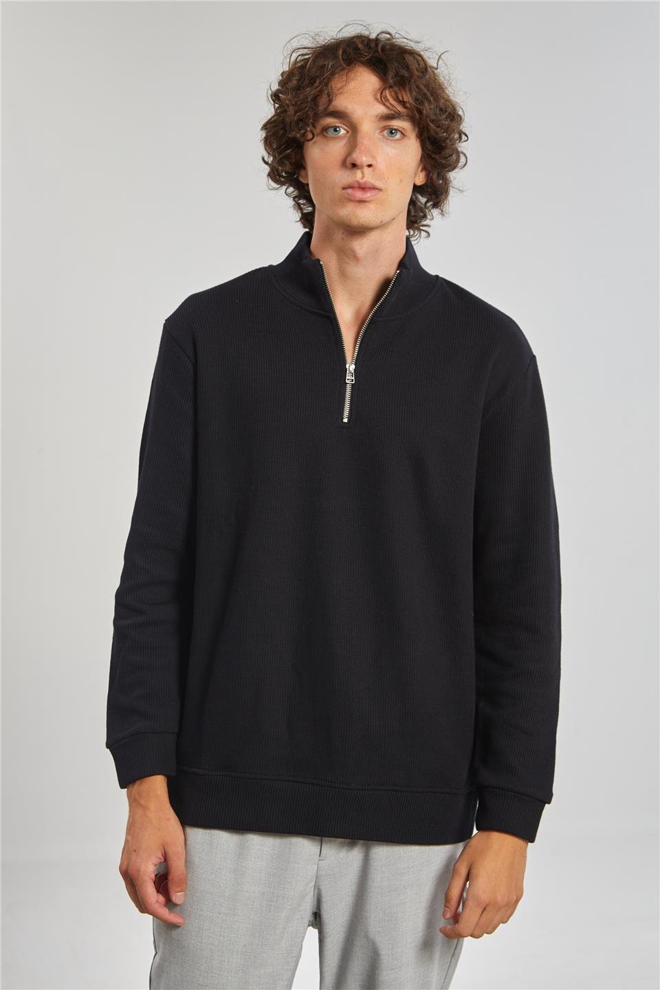 Dik Yaka Selanik Erkek Sweat - Siyah