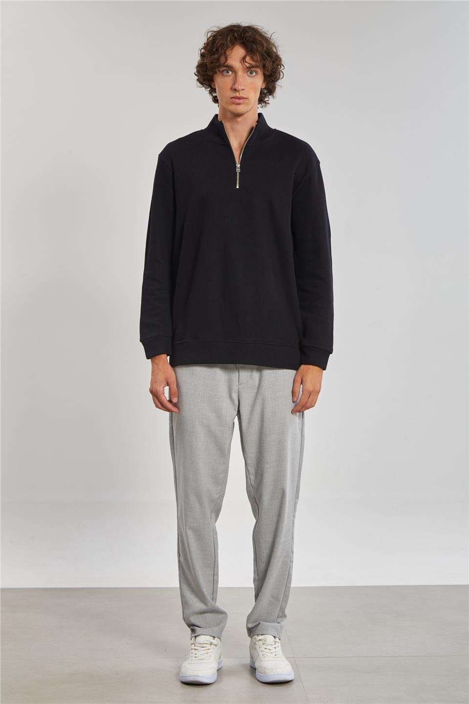 Dik Yaka Selanik Erkek Sweat - Siyah