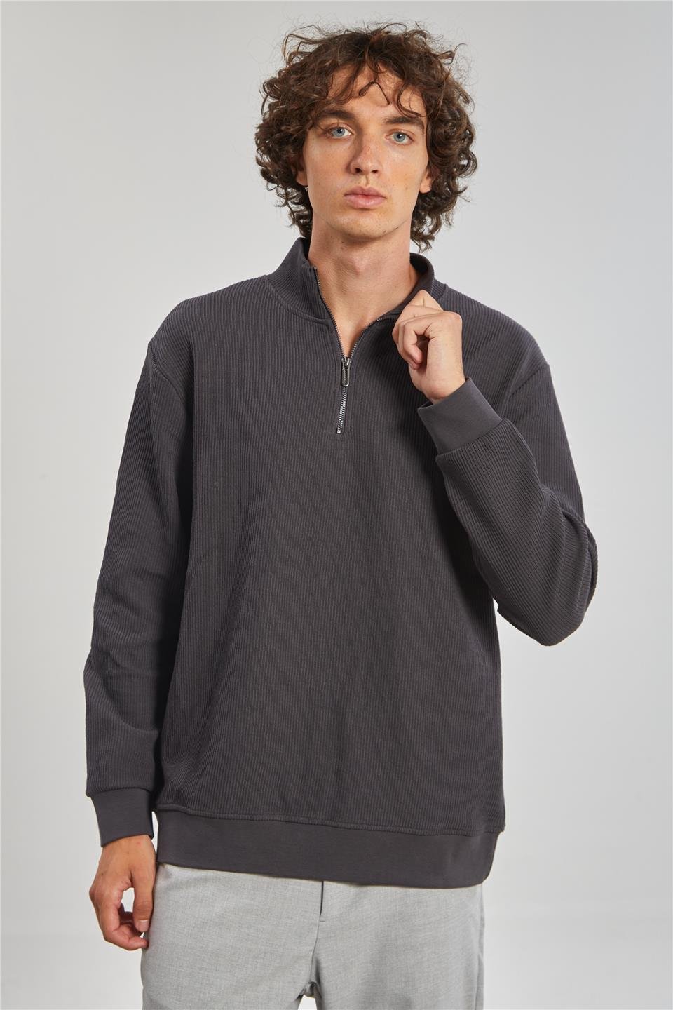 Dik Yaka Yarım Fermuarlı Erkek Sweat - Antrasit